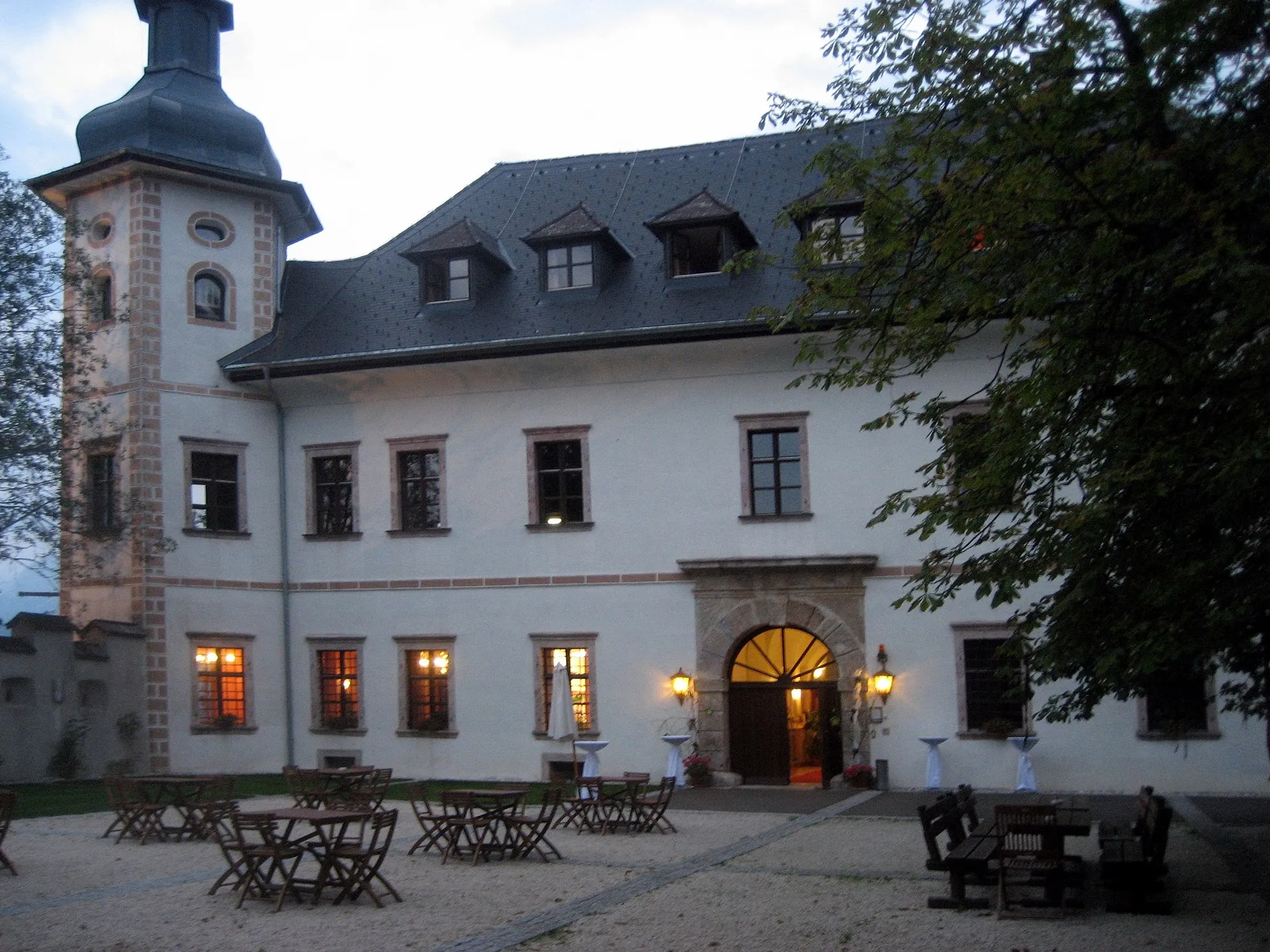 Photo showing: Schloss Röthelstein Aussenansicht