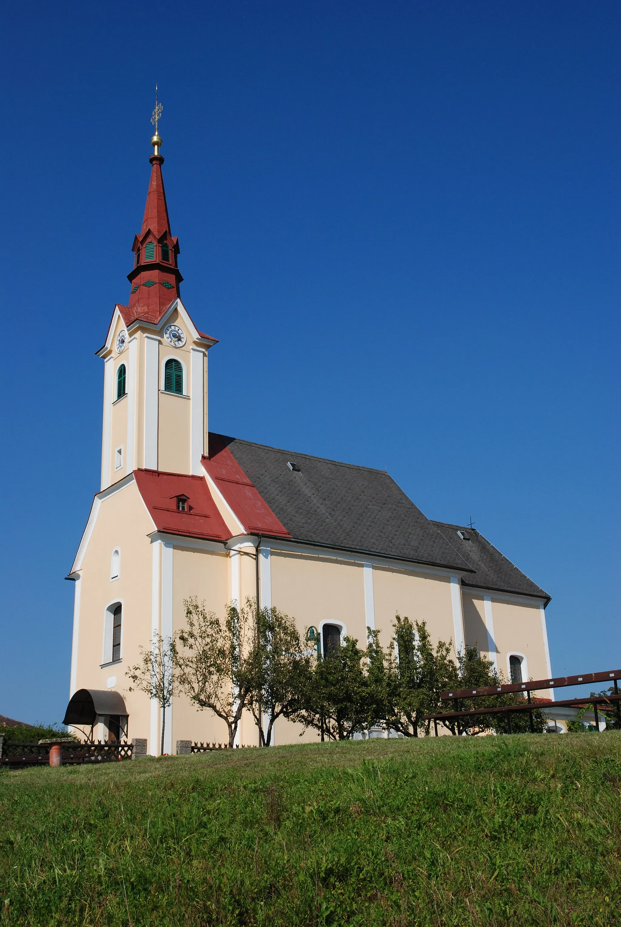 Photo showing: Kirche St. Nikolai ob Draßling