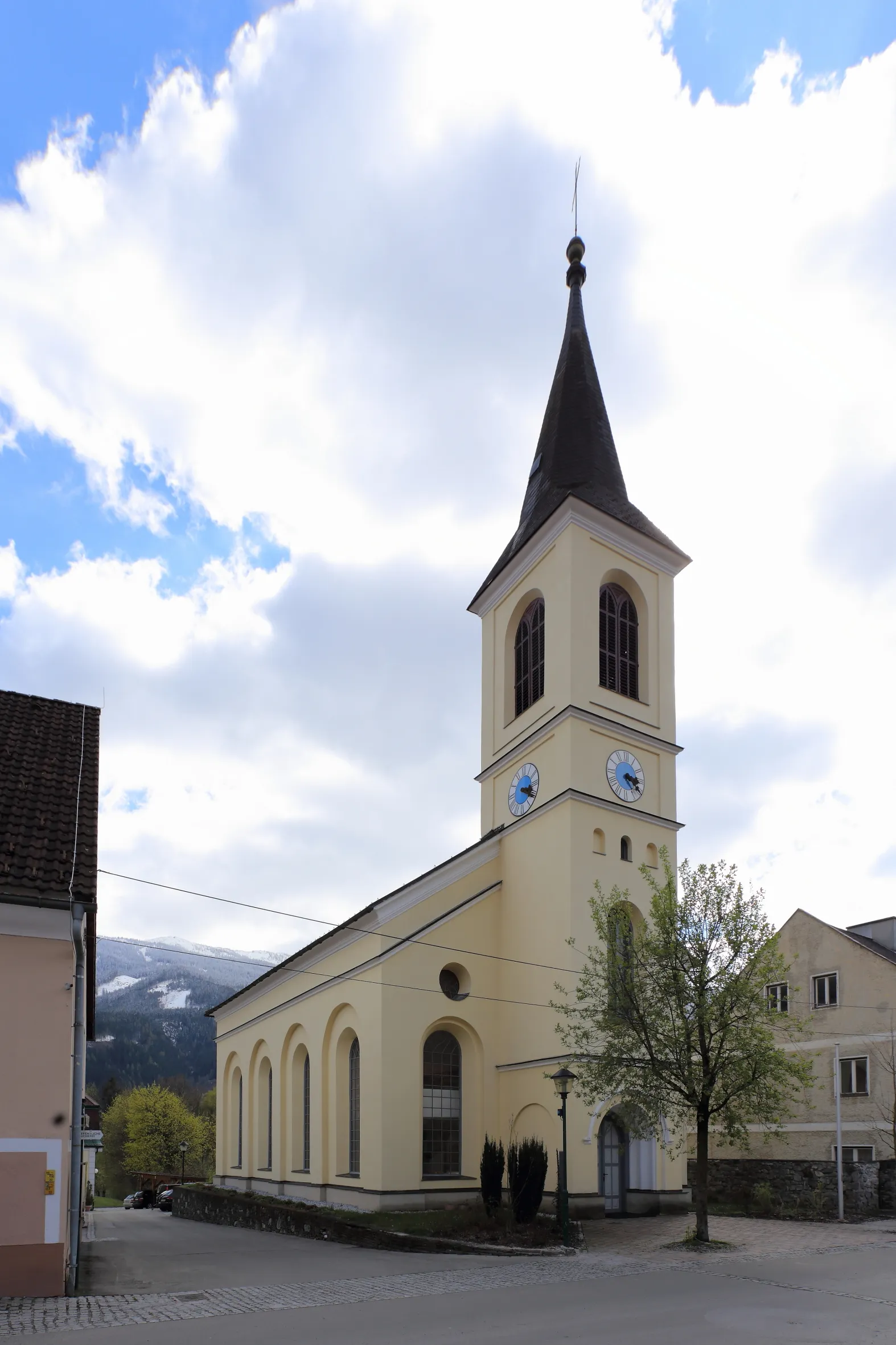 Photo showing: Die evangelische Pfarrkirche in der steiermärkischen Marktgemeinde Gaishorn am See.