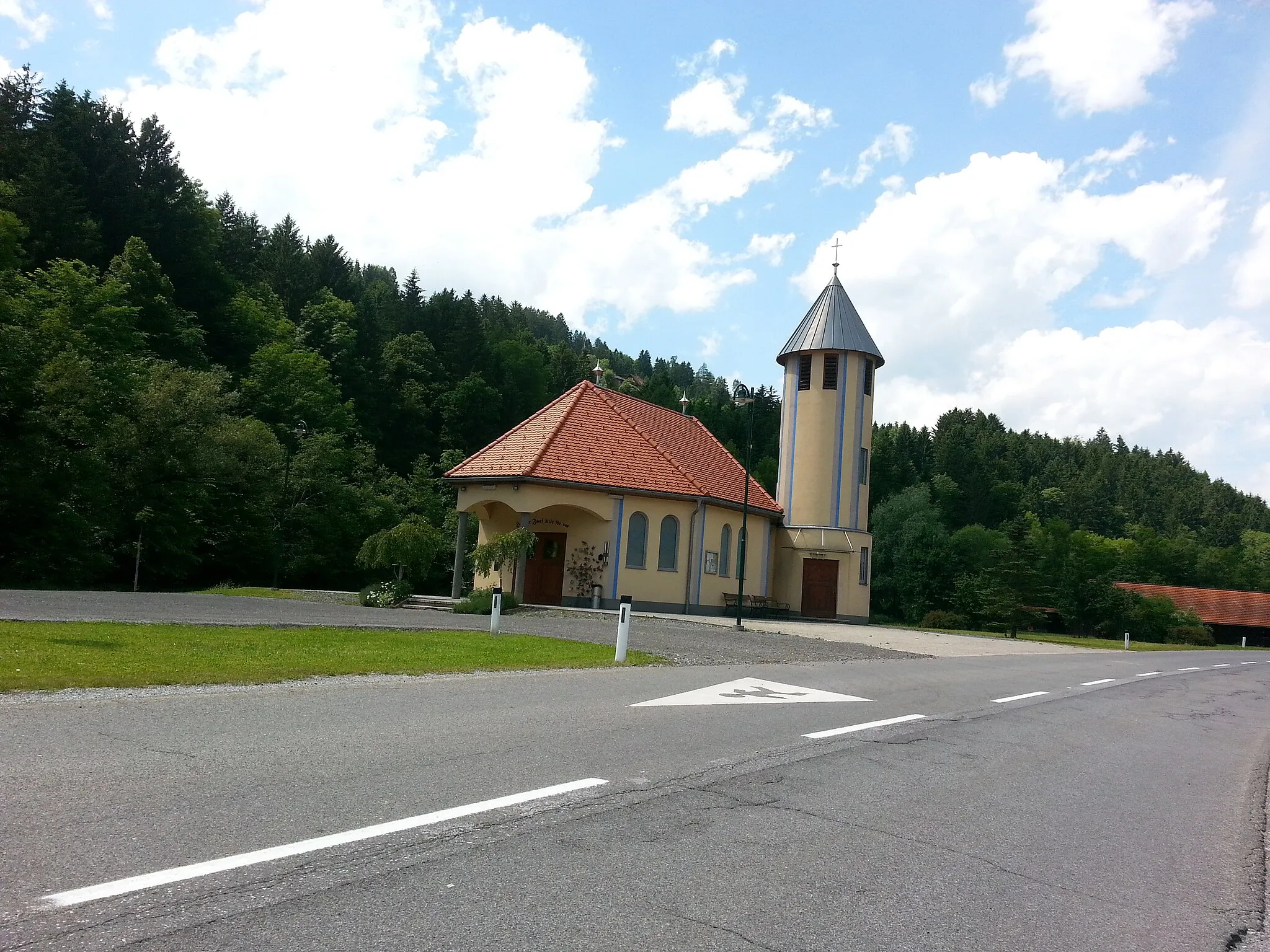Photo showing: Die Messkapelle hl. Josef in Södingberg, Steiermark, Österreich. Blick von Südosten.