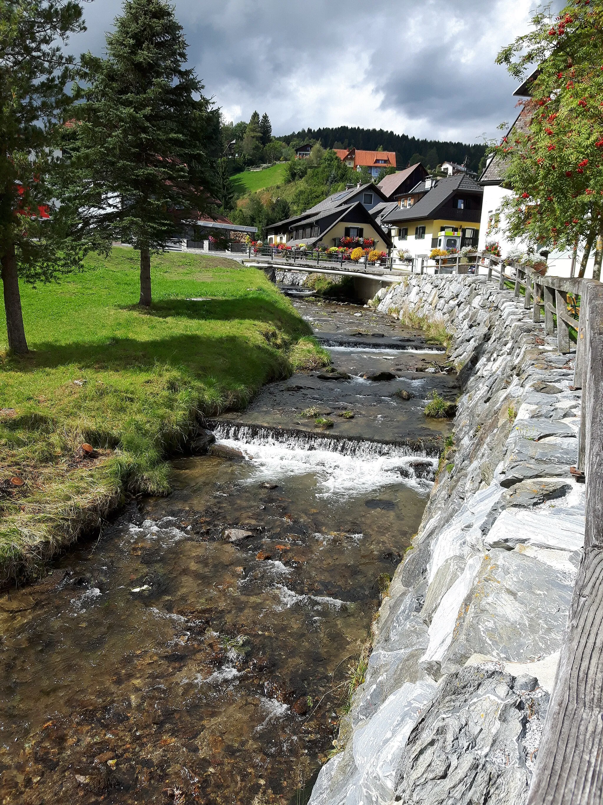 Photo showing: The Mittereggbach in Hirschegg