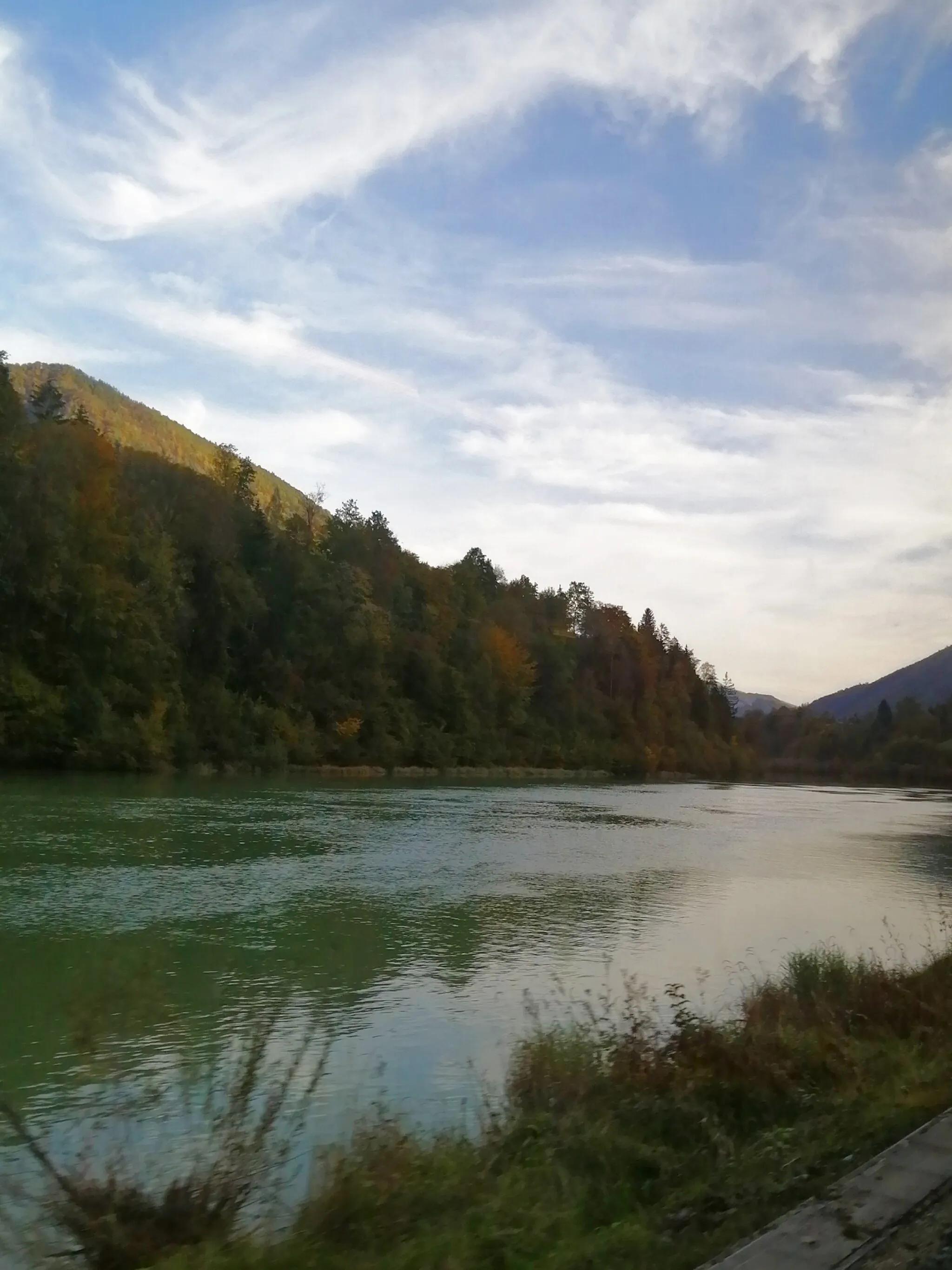 Photo showing: Die Enns in Kleinreifling von der Zugstrecke aus