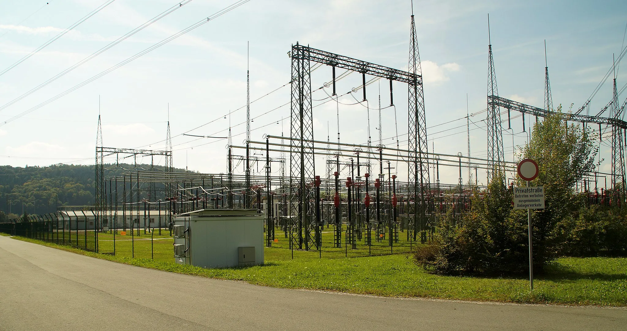 Photo showing: Das Umspannwerk Oststeiermark/Wünschendorf, südöstlich von Gleisdorf, Steiermark, Österreich