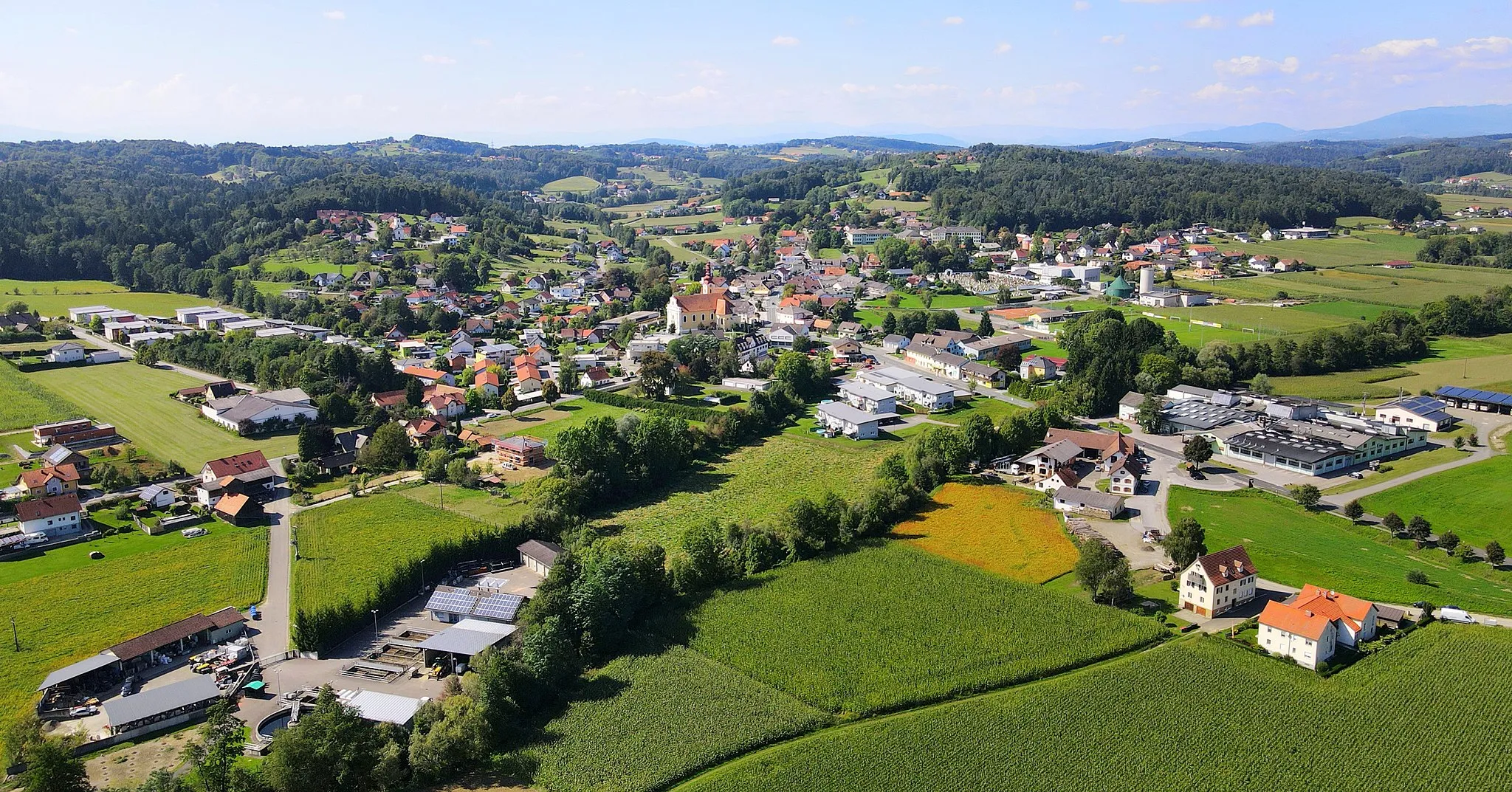 Photo showing: Southeast view of Heiligenkreuz am Waasen, Austria.
