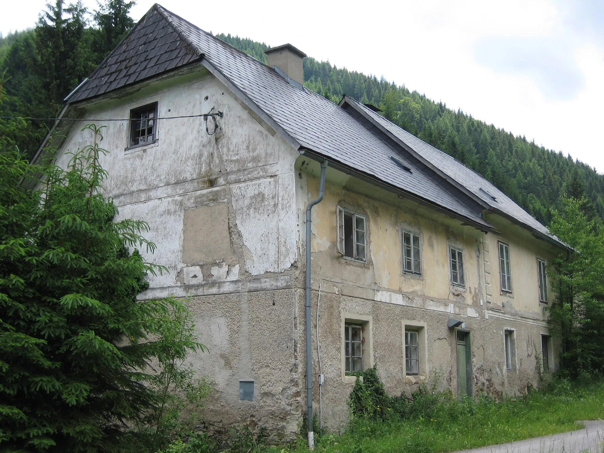 Photo showing: Ehem. Konsumhaus, Schule