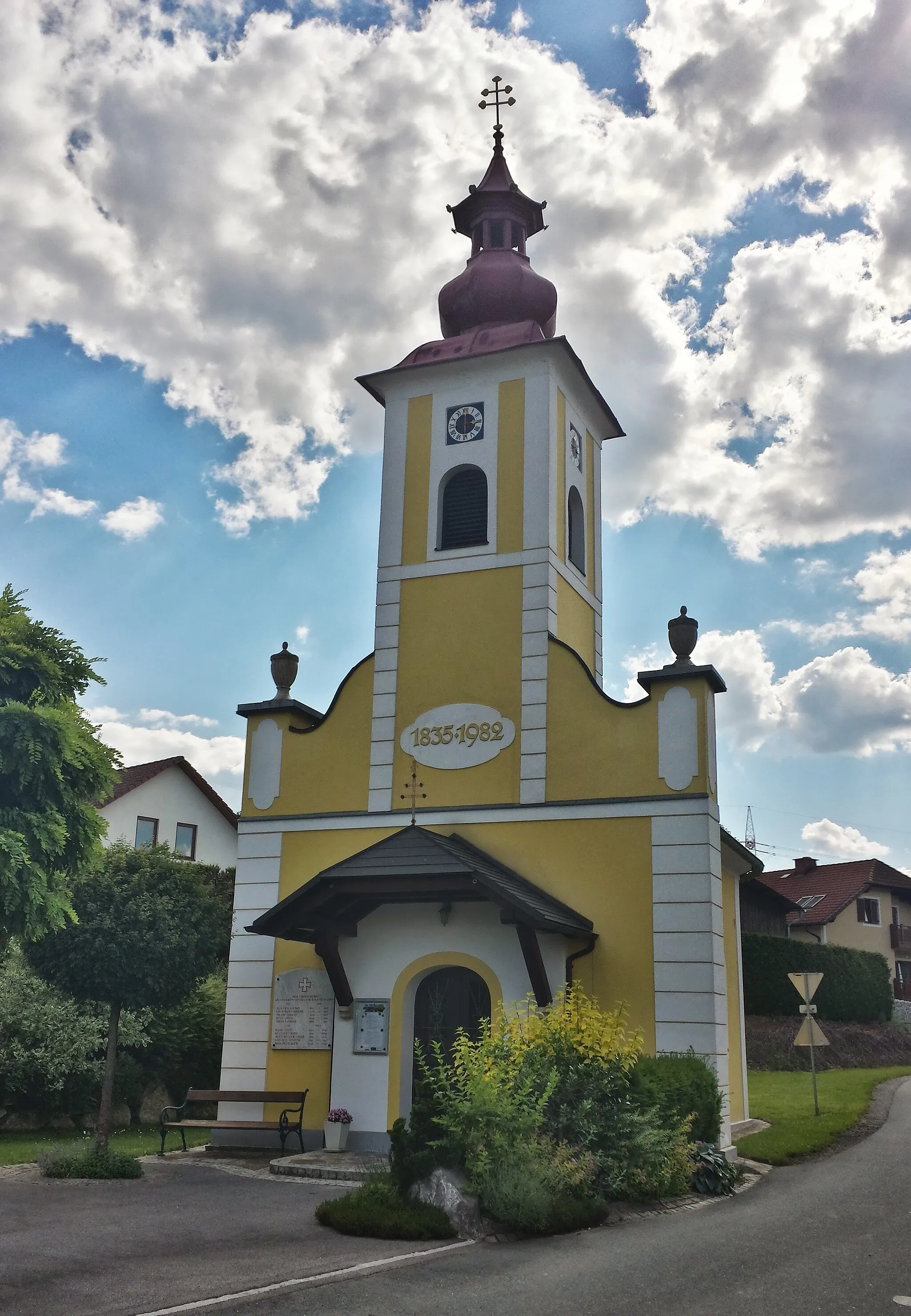 Photo showing: Ortskapelle Mariä Verkündung in der Ortschaft Lichendorf (Gemeinde Weitendorf)