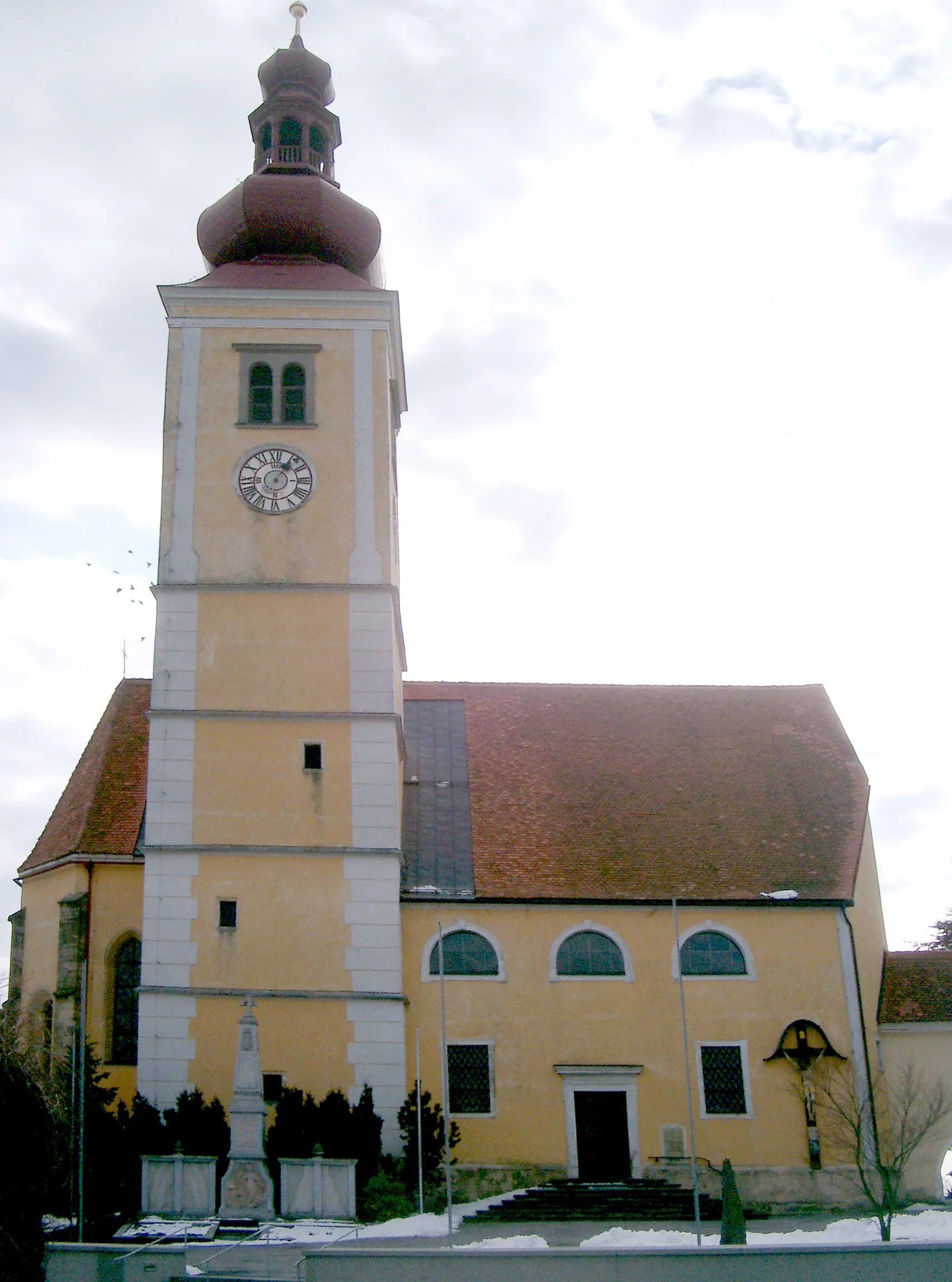 Photo showing: Kath. Pfarrkirche Mariä Himmelfahrt