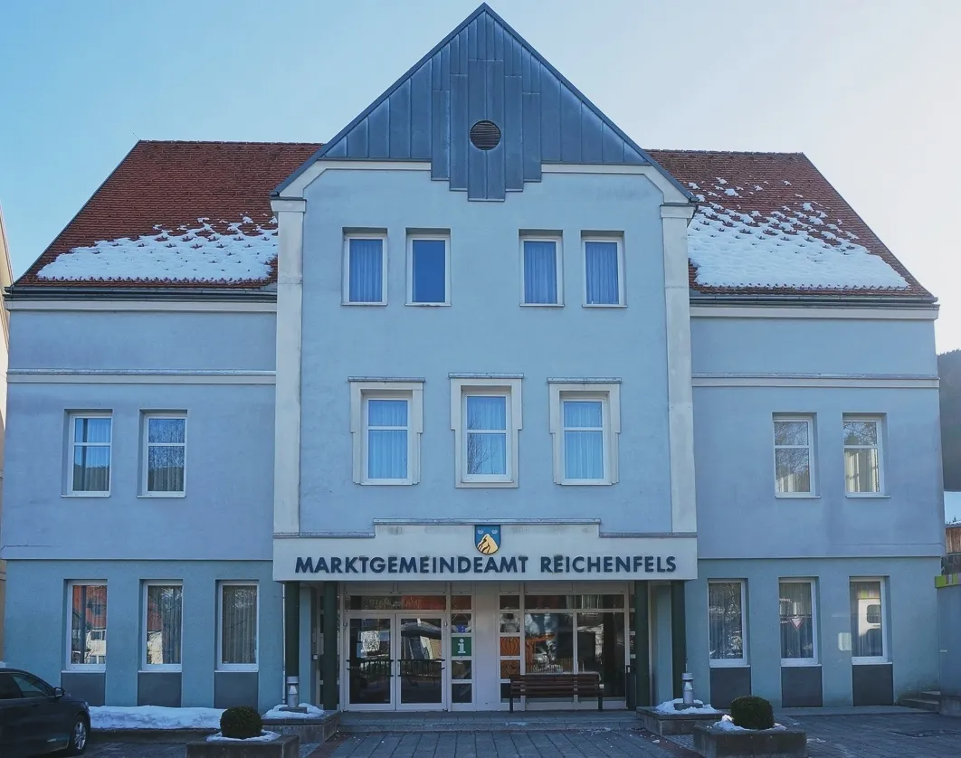 Photo showing: Town hall of municipality Reichenfels, Upper Lavant Valley, Wolfsberg District, Carinthia, Austria, European Union