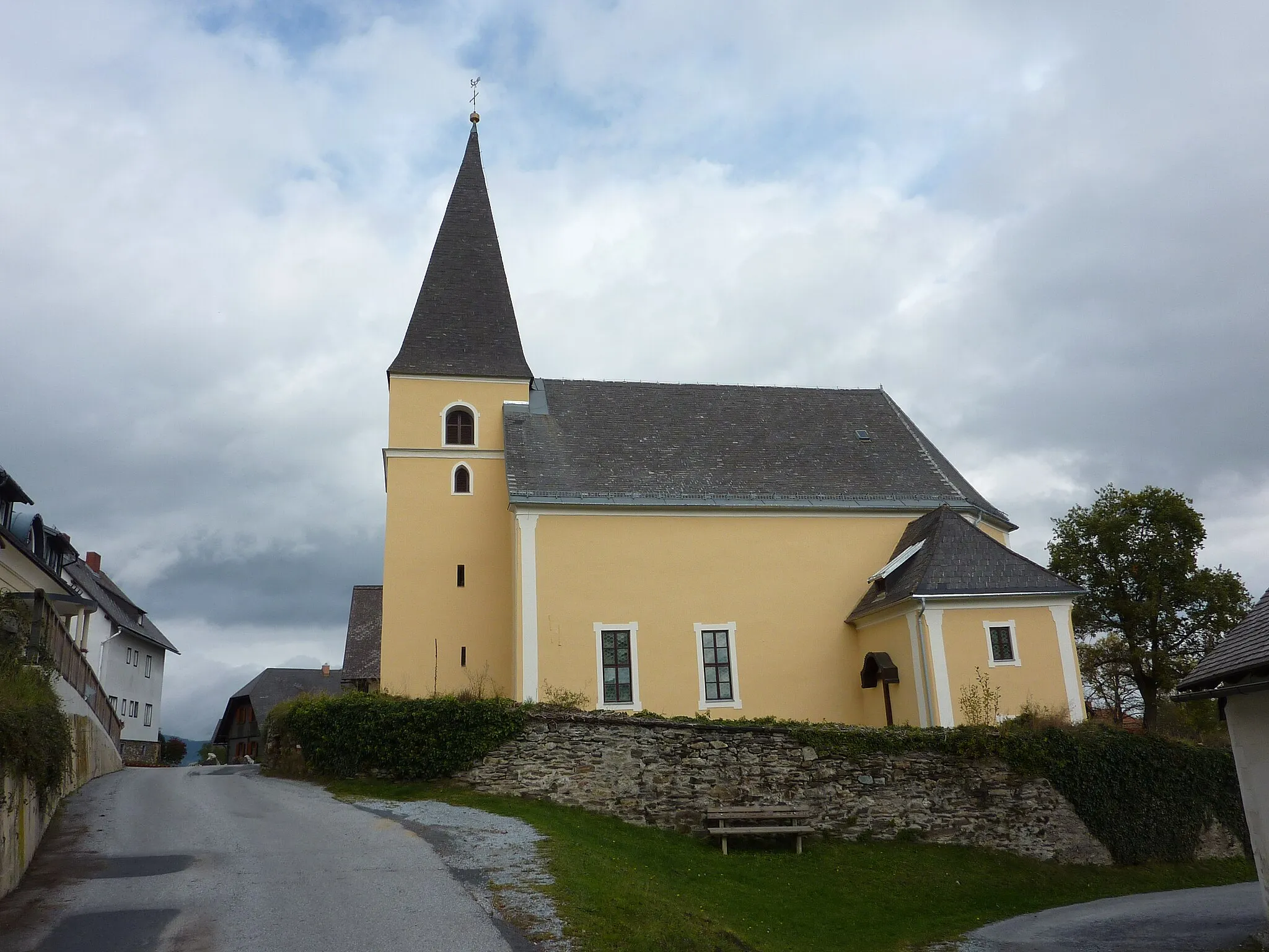 Photo showing: Pfarrkirche hl. Martin, Pack, Steiermark

This media shows the protected monument with the number 57461 in Austria. (Commons, de, Wikidata)