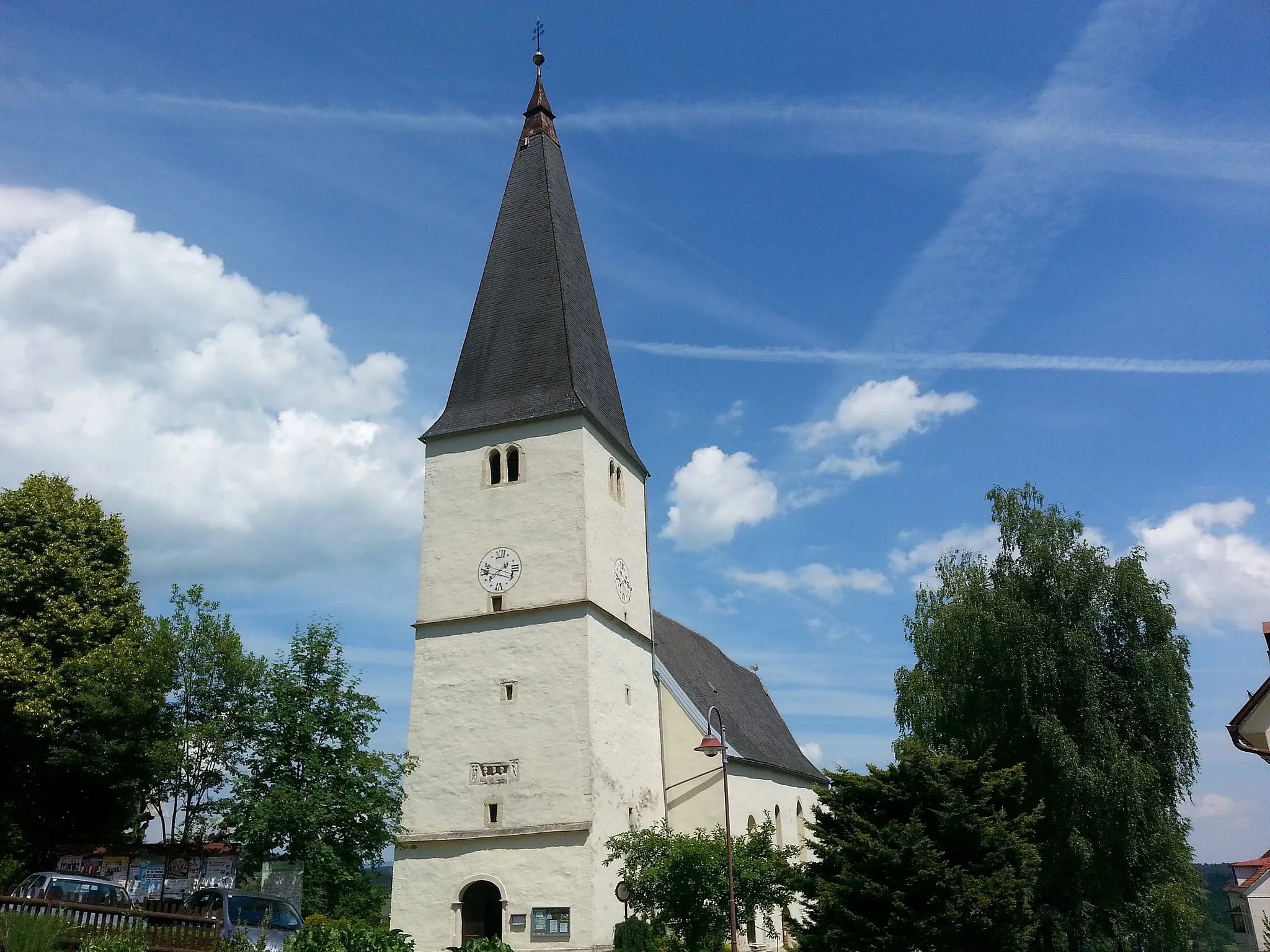 Photo showing: Die katholische Pfarrkirche hl. Nikolaus in der Gemeinde Stallhofen, Steiermark, Österreich