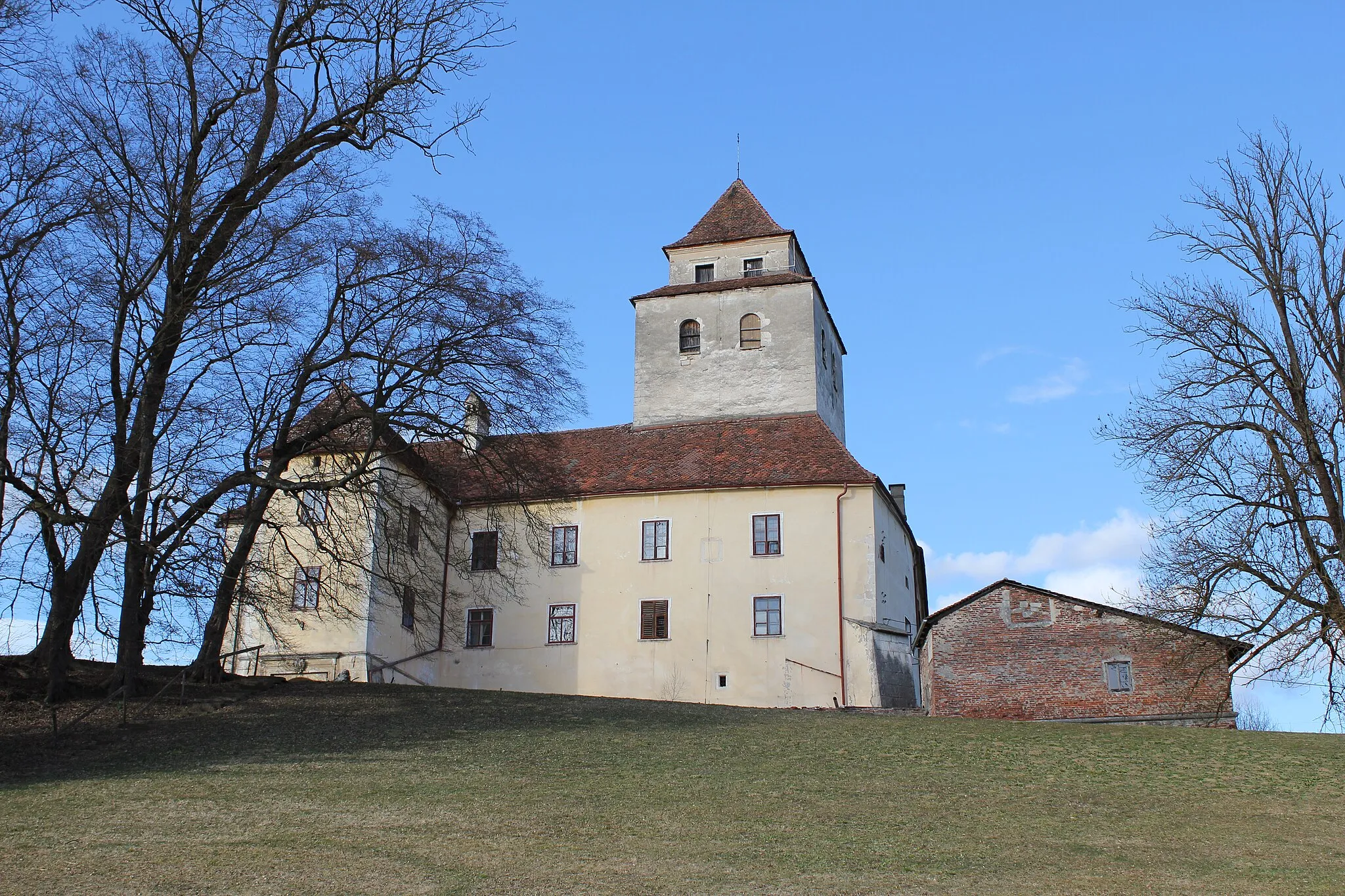 Photo showing: Schloss Ehrenhausen