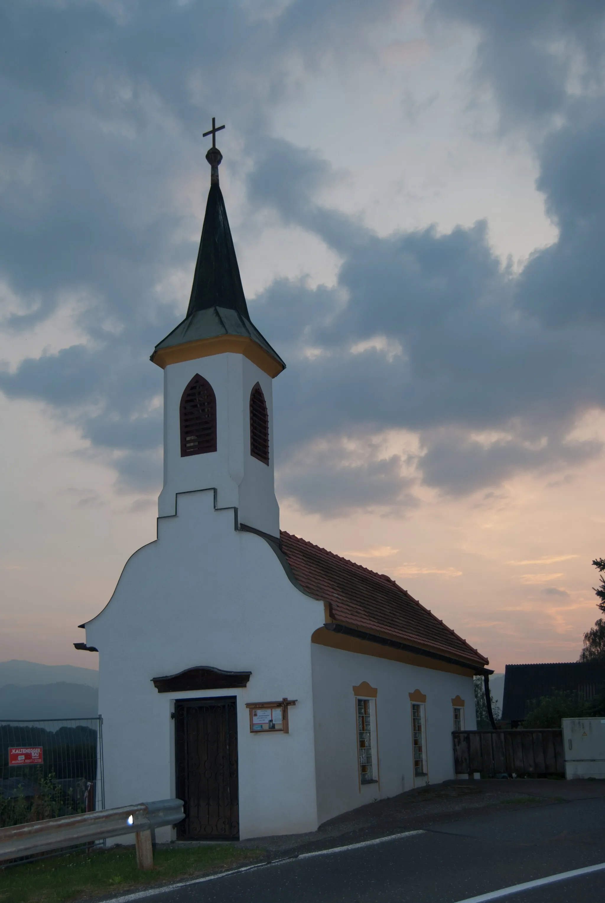 Photo showing: Ortskapelle