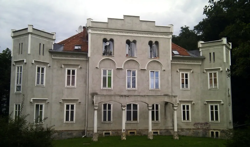 Photo showing: Schloss Schönau/Tupay-Schlössl, Graz-Jakomini