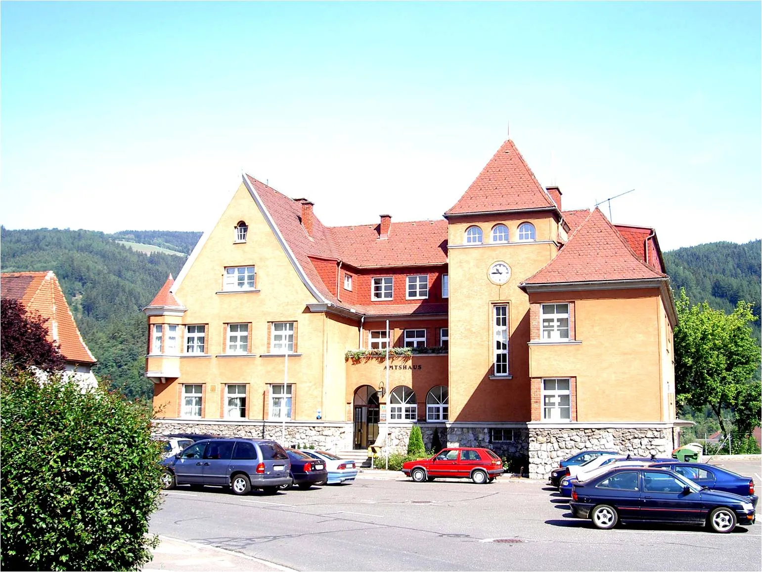 Photo showing: Gemeindeamt Niklasdorf