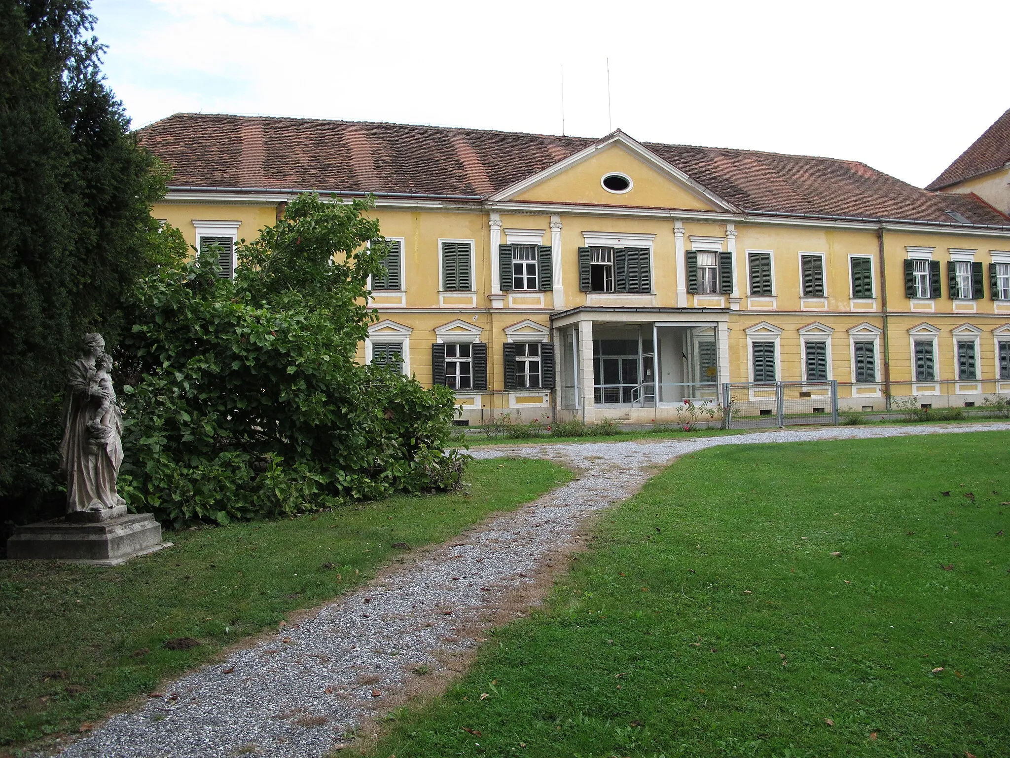 Photo showing: Ehemaliges Schloß in Rudersdorf