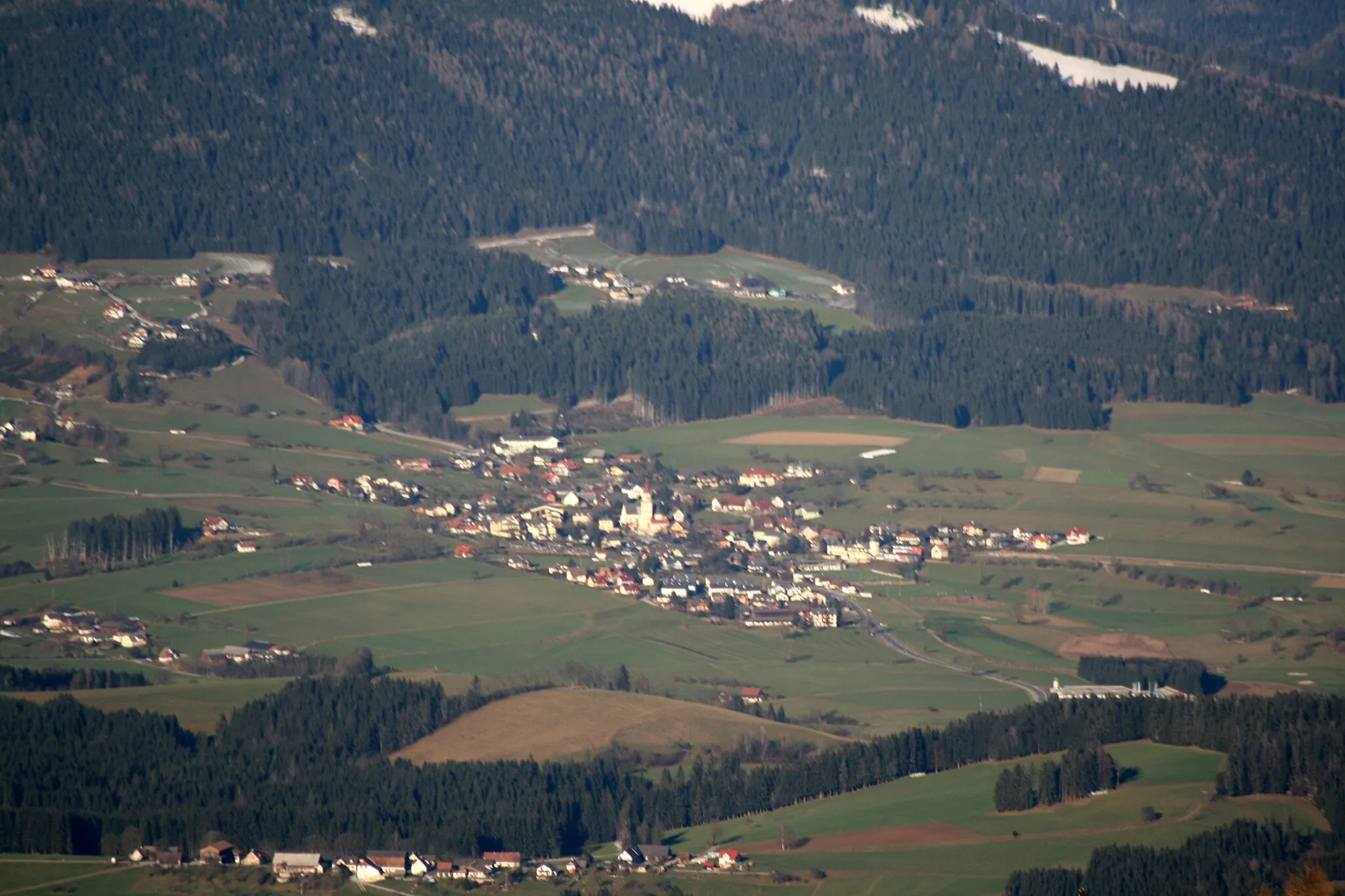 Photo showing: Fladnitz an der Teichalm, seen from "Schöckl" mountain. Styria, Austria, Europe