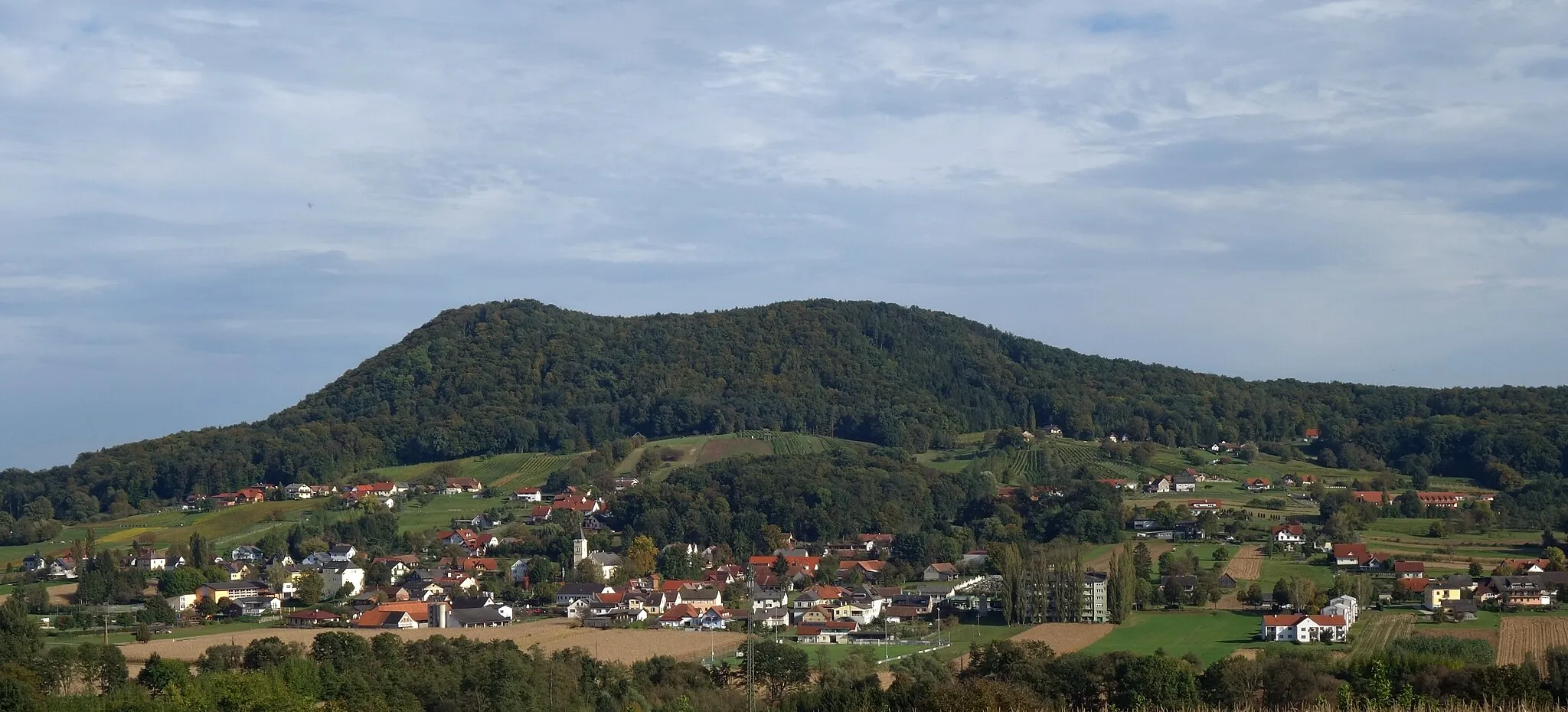 Photo showing: die Ortschaft Tieschen in der Südoststeiermark, Österreich