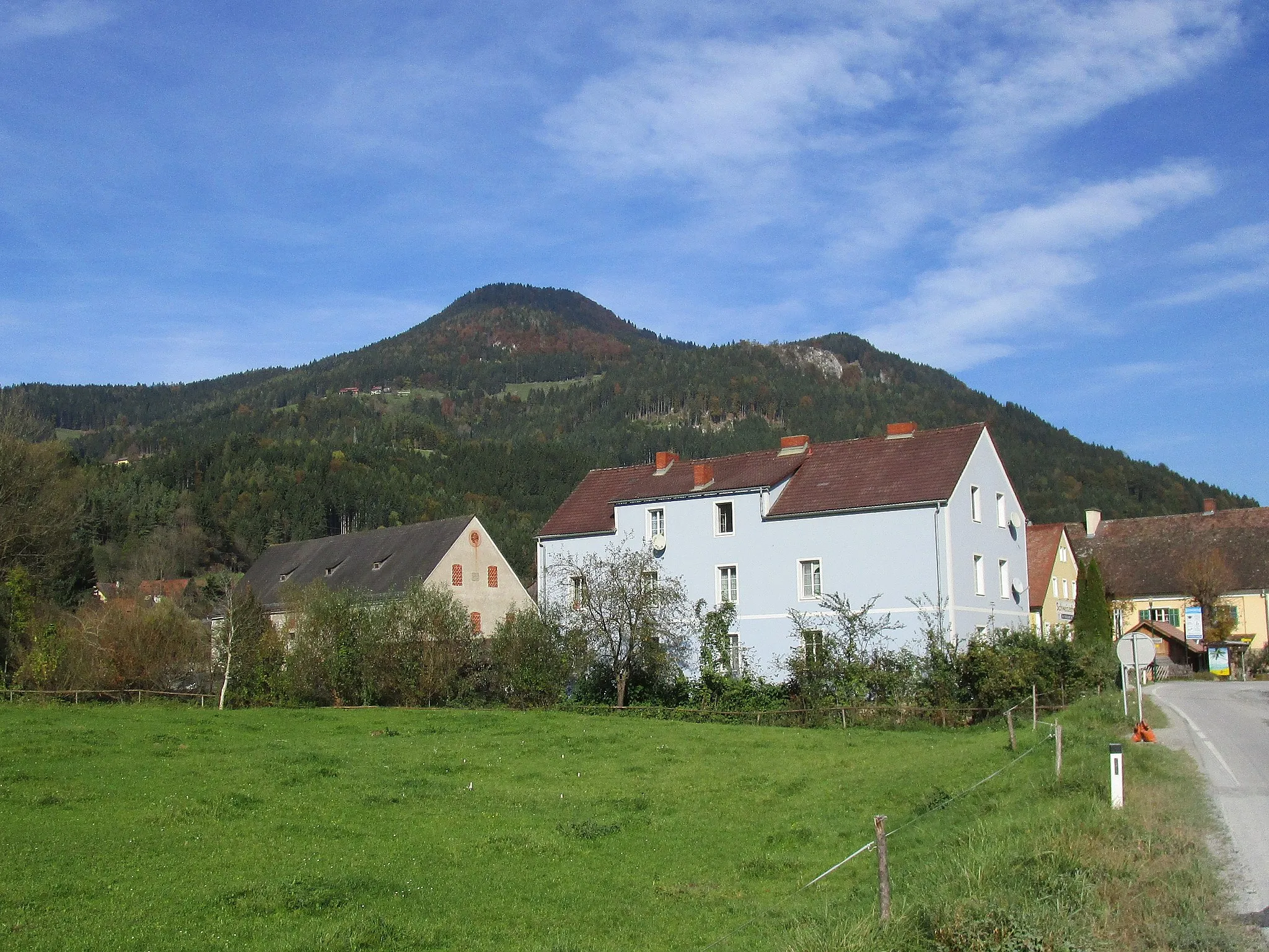 Photo showing: Schiffall und Kreuzkogel über dem Murtal bei Laufnitzdorf