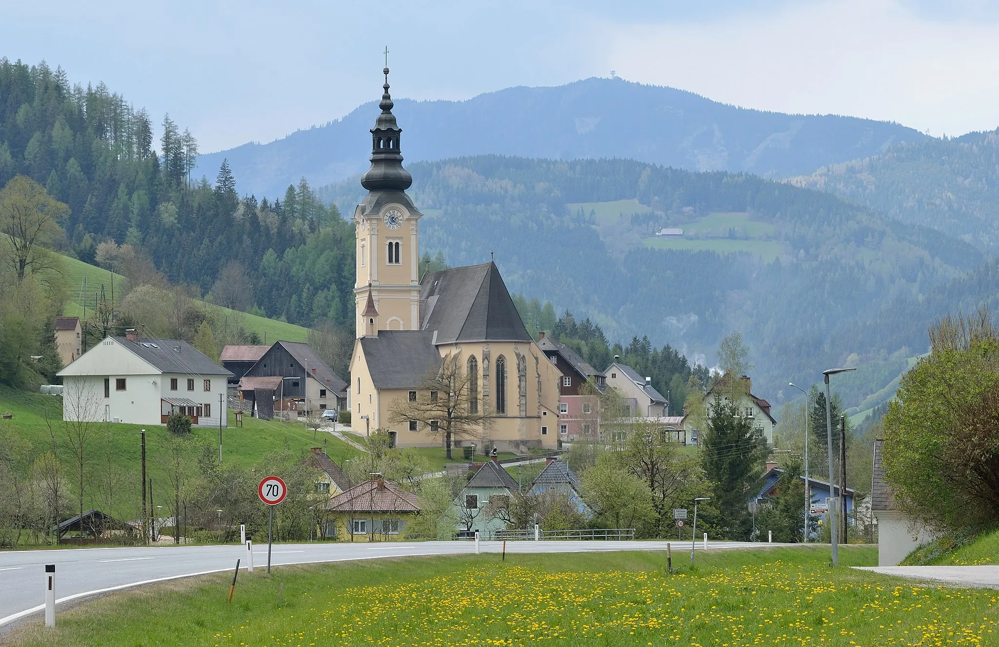 Photo showing: Die Pfarr- & Wallfahrtskirche St. Erhard in Sankt Erhard in der Breitenau, Gemeinde Breitenau am Hochlantsch, steht unter Denkmalschutz.