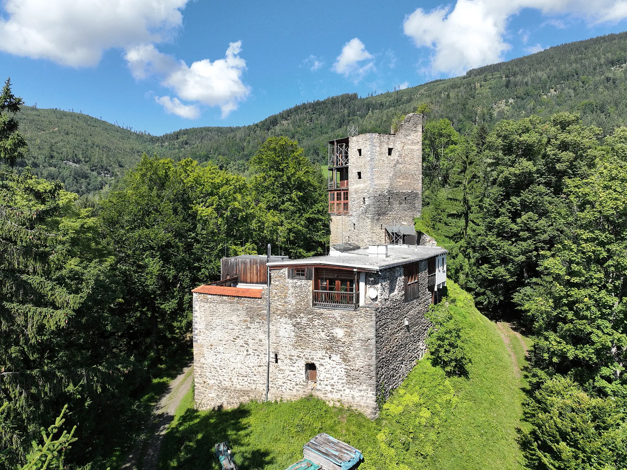 Photo showing: Ehrenfels Castle in St. Radegund bei Graz.