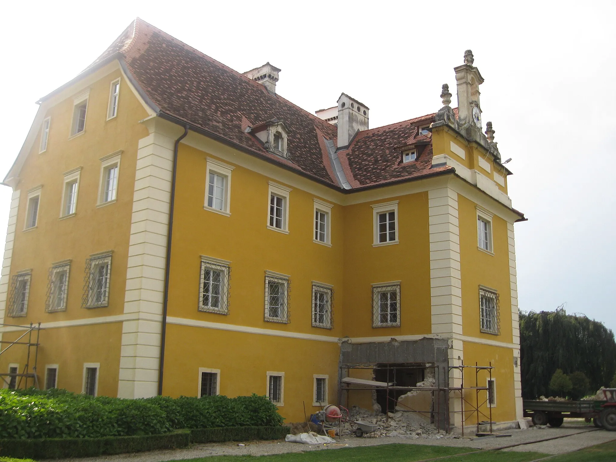 Photo showing: Grad Eybesfeld v vasi Jöß občina Lang na avstrijskem Štajerskem.