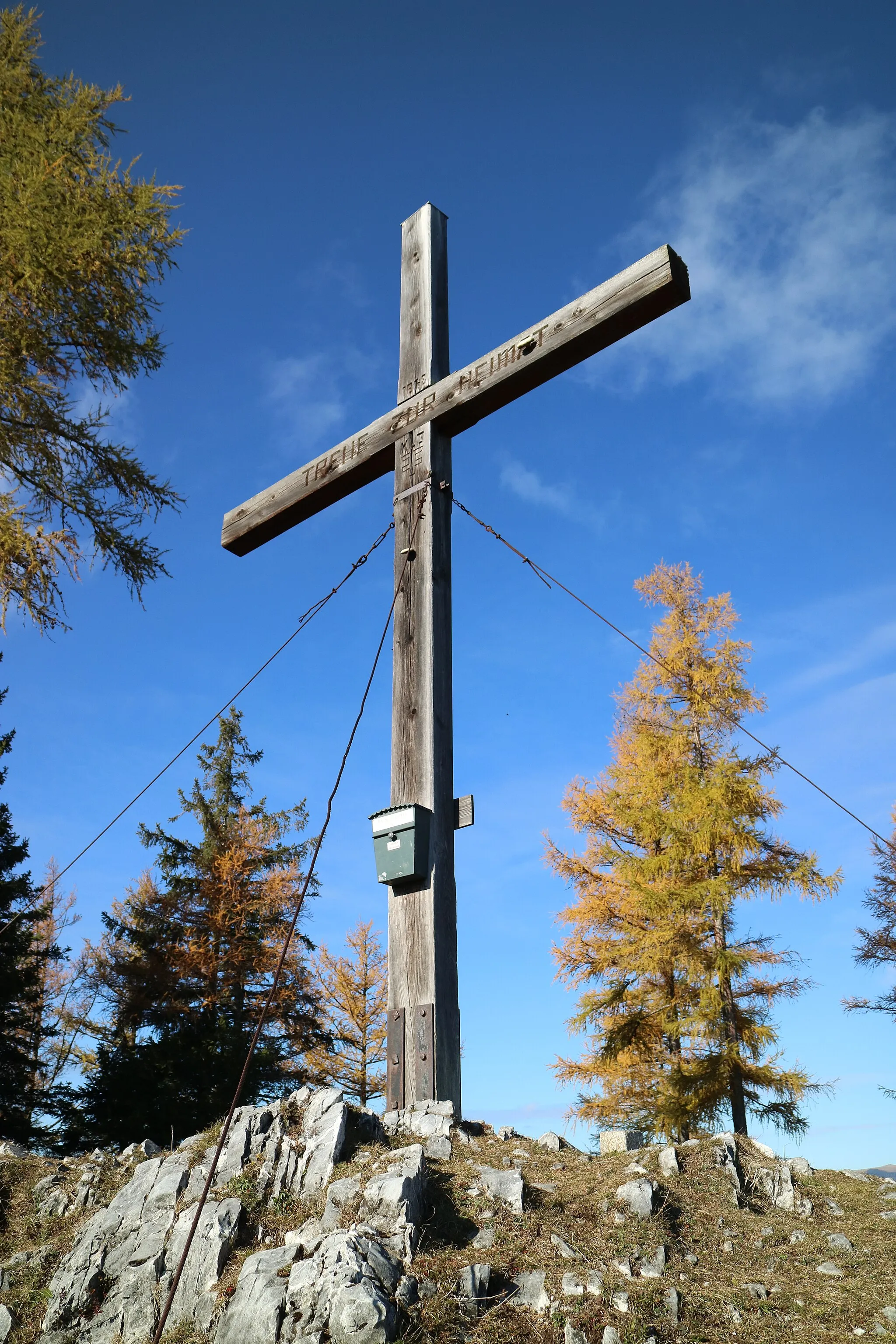 Photo showing: Gipfelkreuz auf dem Patschaberg, Gemeinde Sankt Kathrein am Offenegg, Steiermark