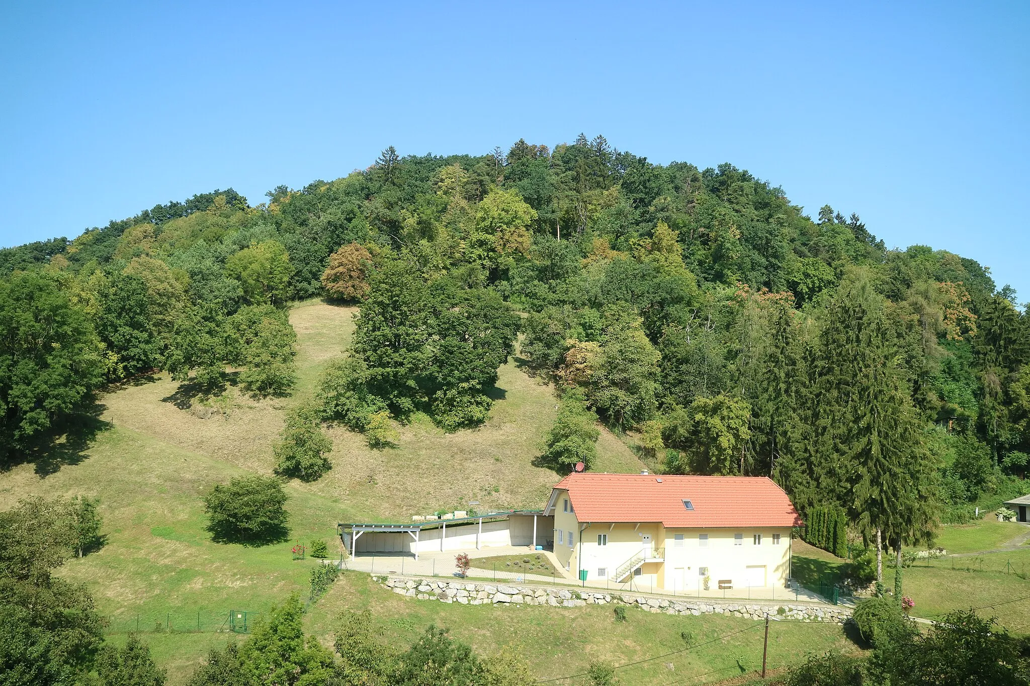 Photo showing: Reinerkogel von Südosten, Graz-Geidorf