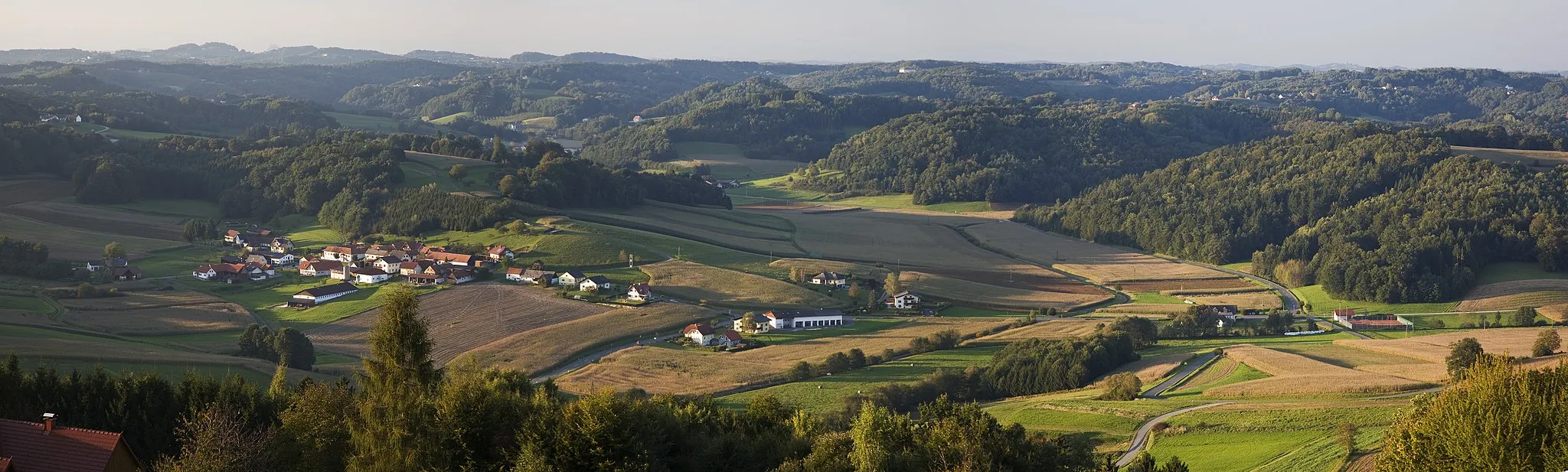 Photo showing: Krottendorf bei Neuhaus am Klausenbach vom Stadelberg