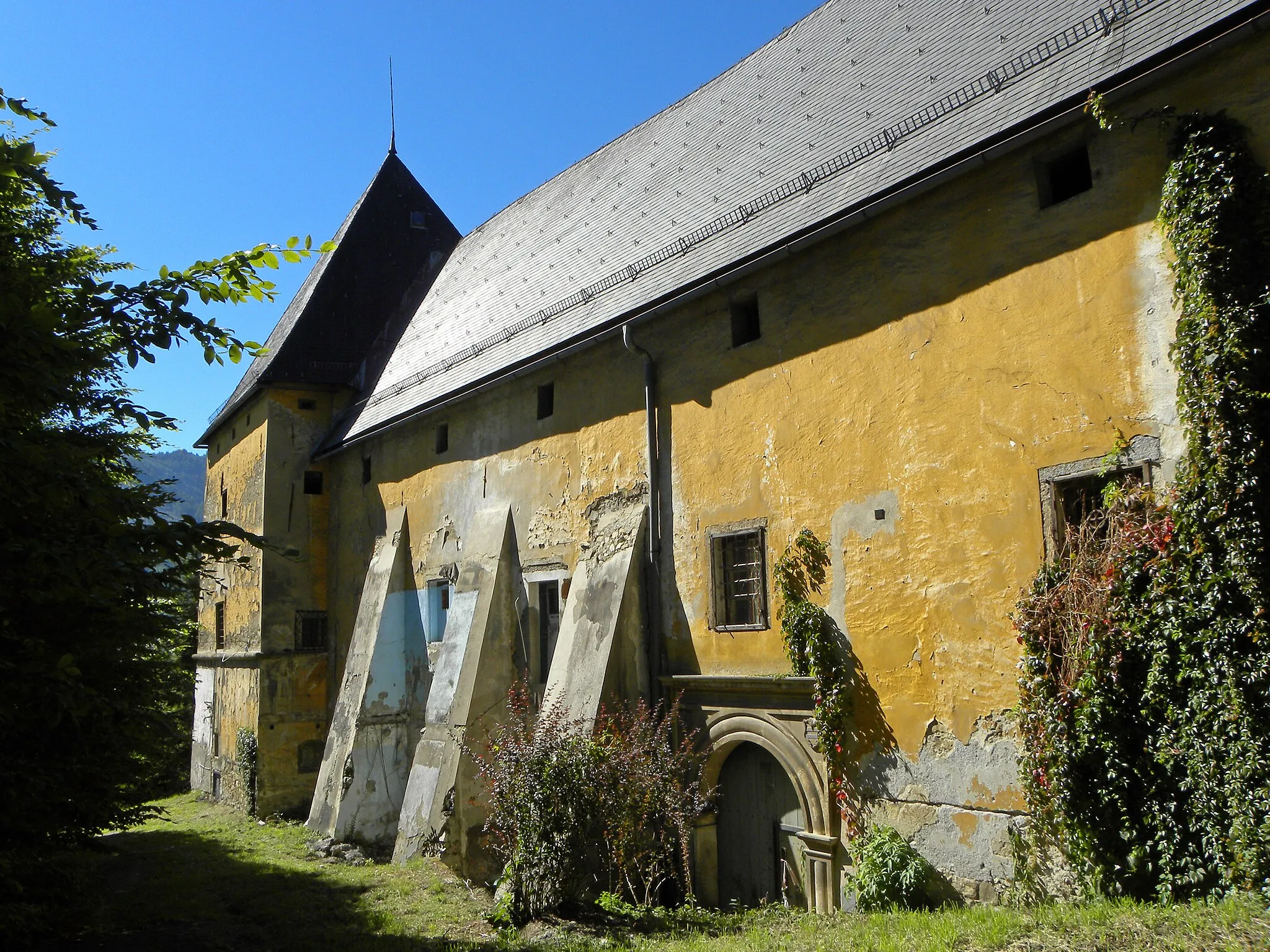 Photo showing: Schloss Sauerbrunn