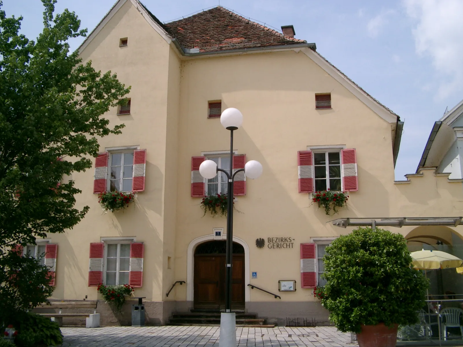 Photo showing: Bezirksgericht, ehem. Rathaus