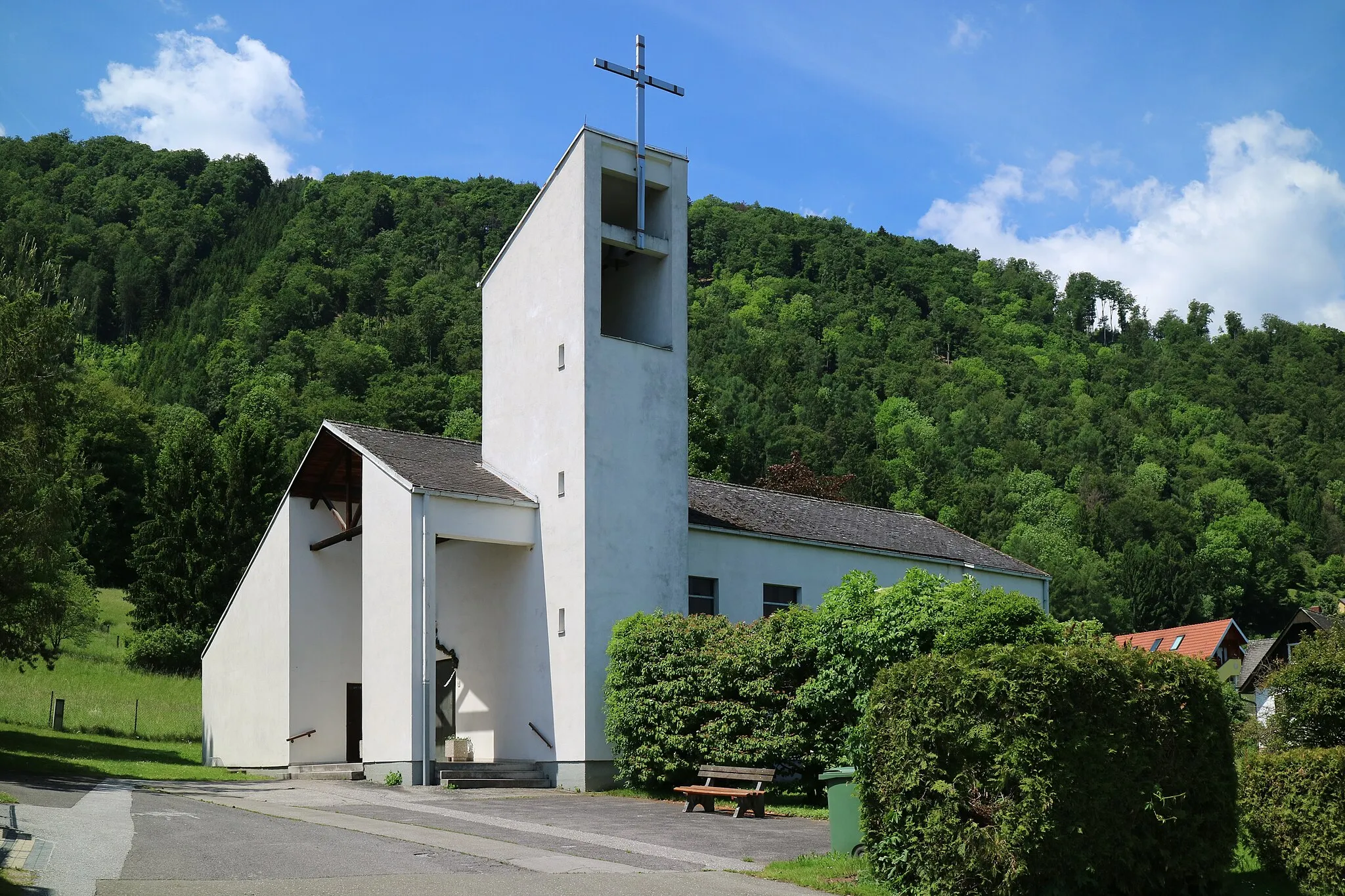 Photo showing: Christkönigskirche in Raach (Graz)
