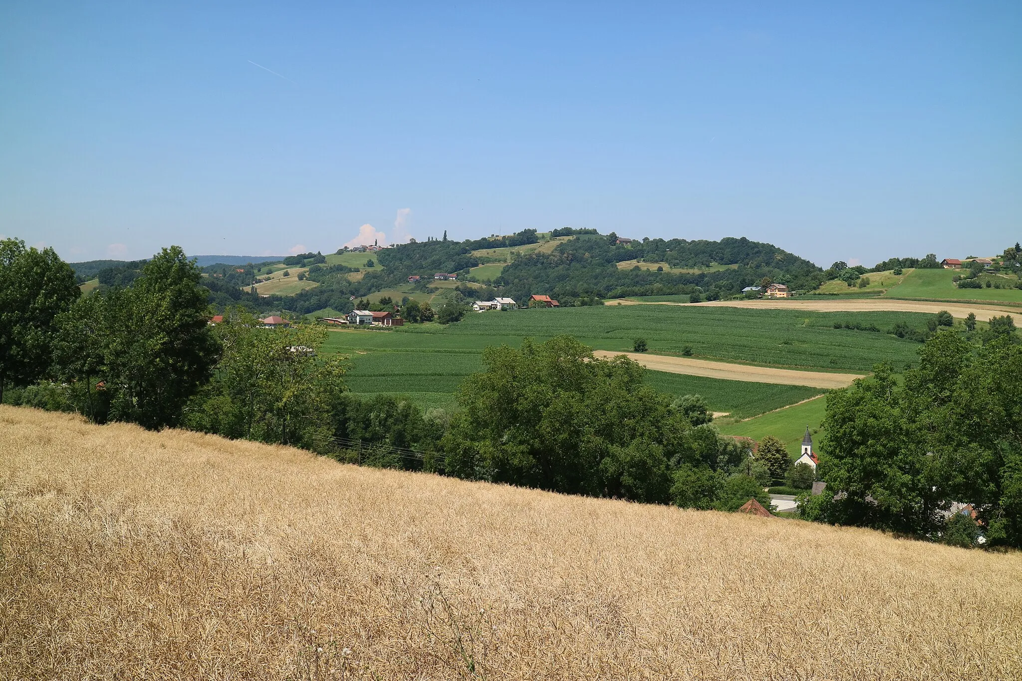 Photo showing: Serdiški breg von Südosten, Gemeinde Rogašovci, Slowenien