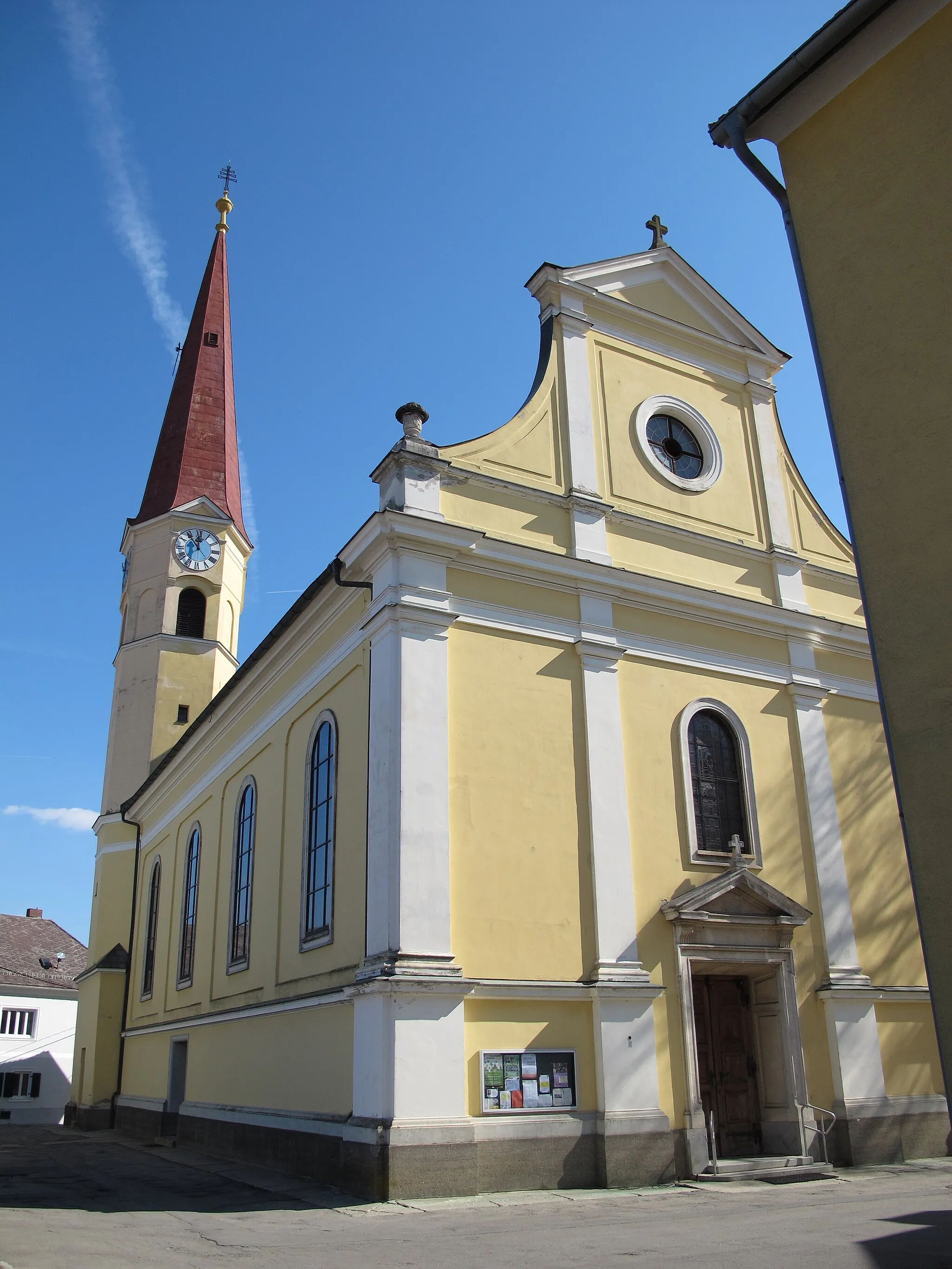 Photo showing: Pfarrkirche Wundschuh

This media shows the protected monument with the number 57835 in Austria. (Commons, de, Wikidata)