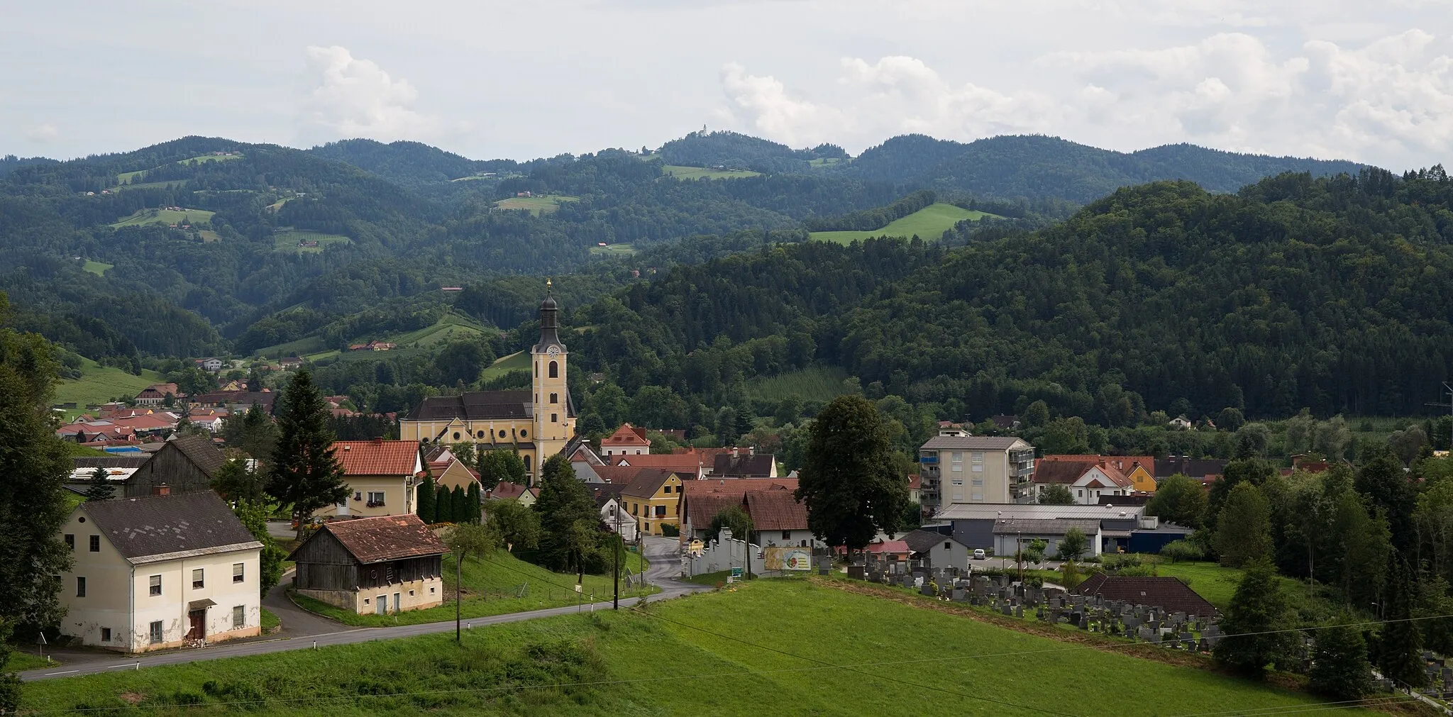 Photo showing: The village Leutschach in Styria, Austria