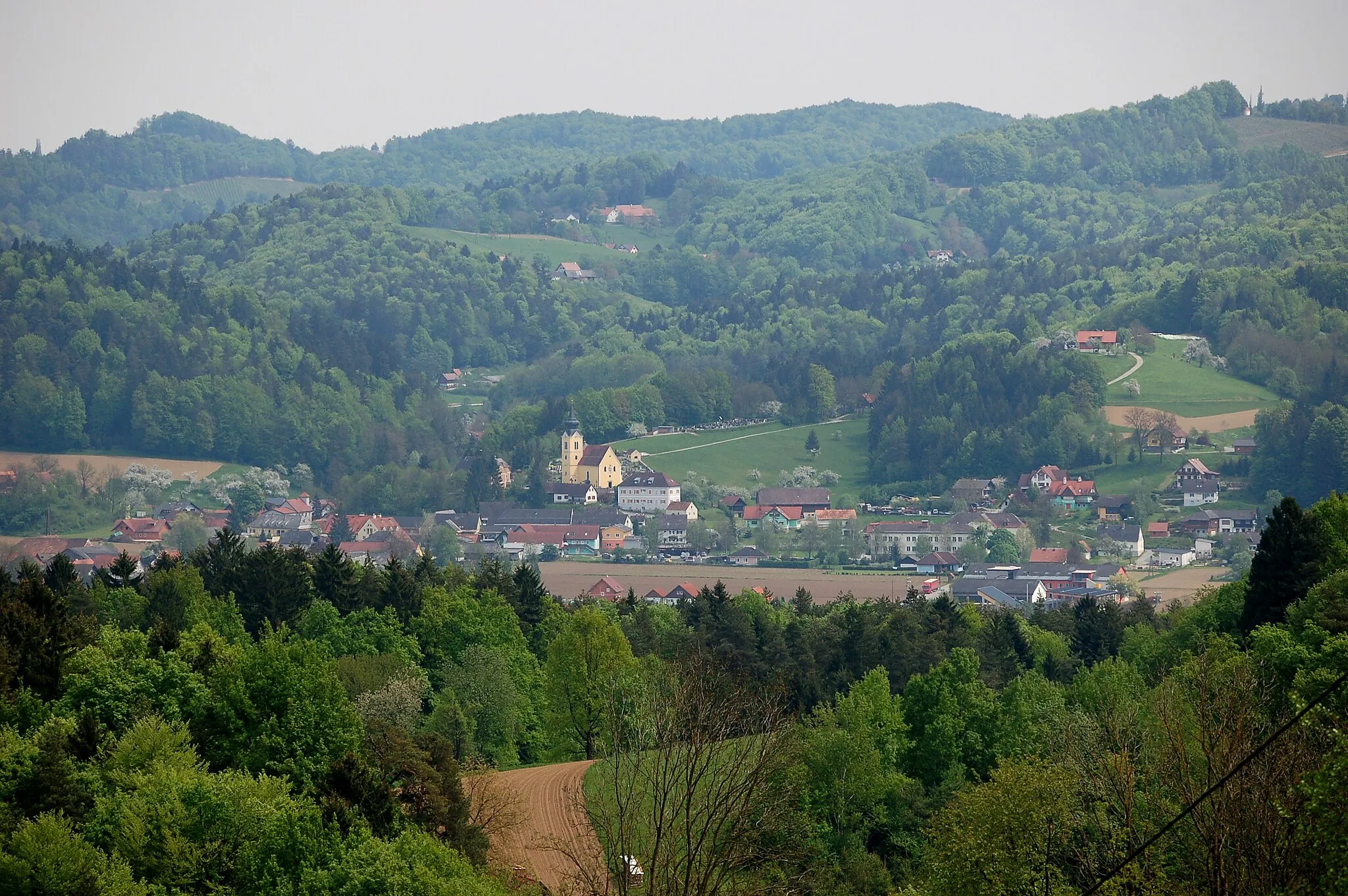 Photo showing: View of Großklein, Styria, from Burgstall hill