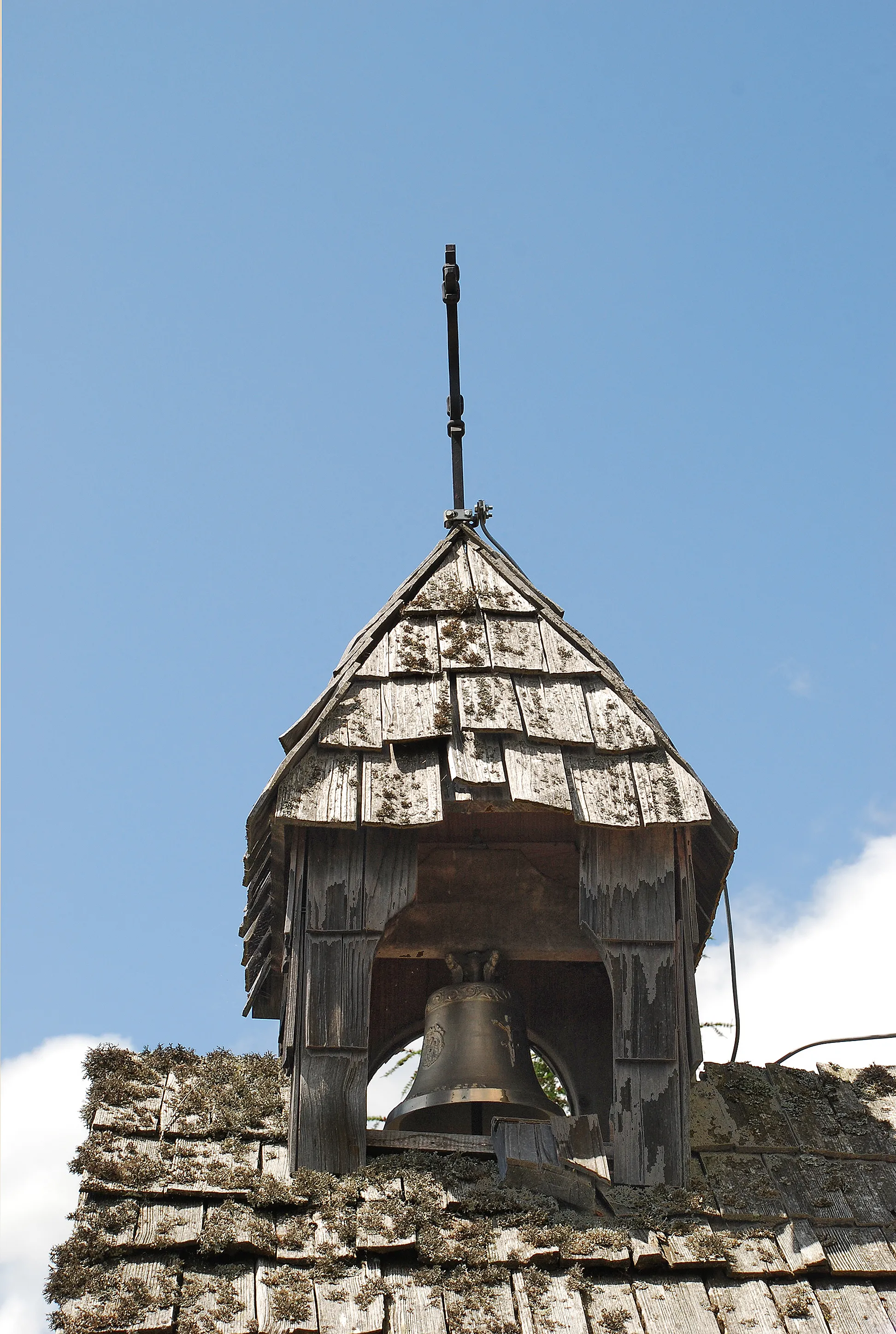 Photo showing: Reinischkogel, Lavanttaler Alpen, Steiermark, Österreich: Dachreiter mit der Glocke der Reinischkogelkapelle