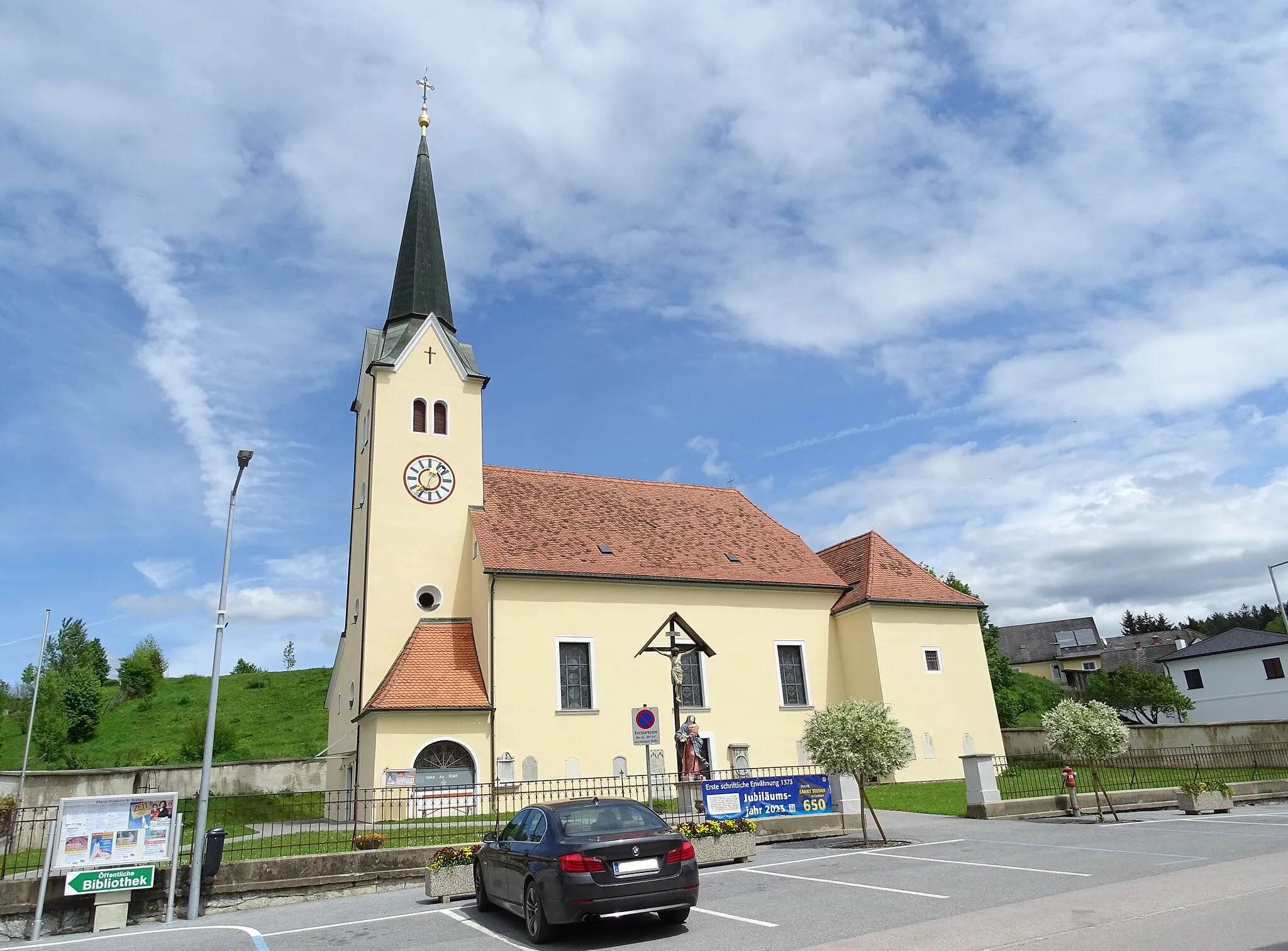 Photo showing: Blick vom Kirchplatz auf die Pfarrkirche Gratkorn