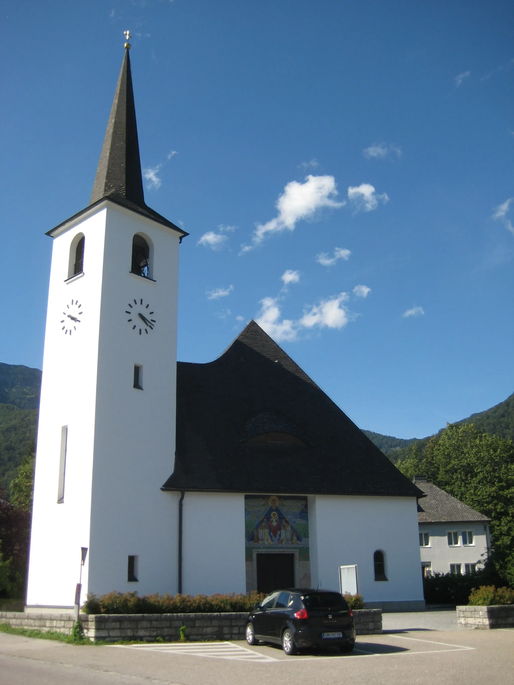 Photo showing: Kath. Pfarrkirche, Wallfahrtskirche, ""Maria an der Straße"" und Pfarrhof