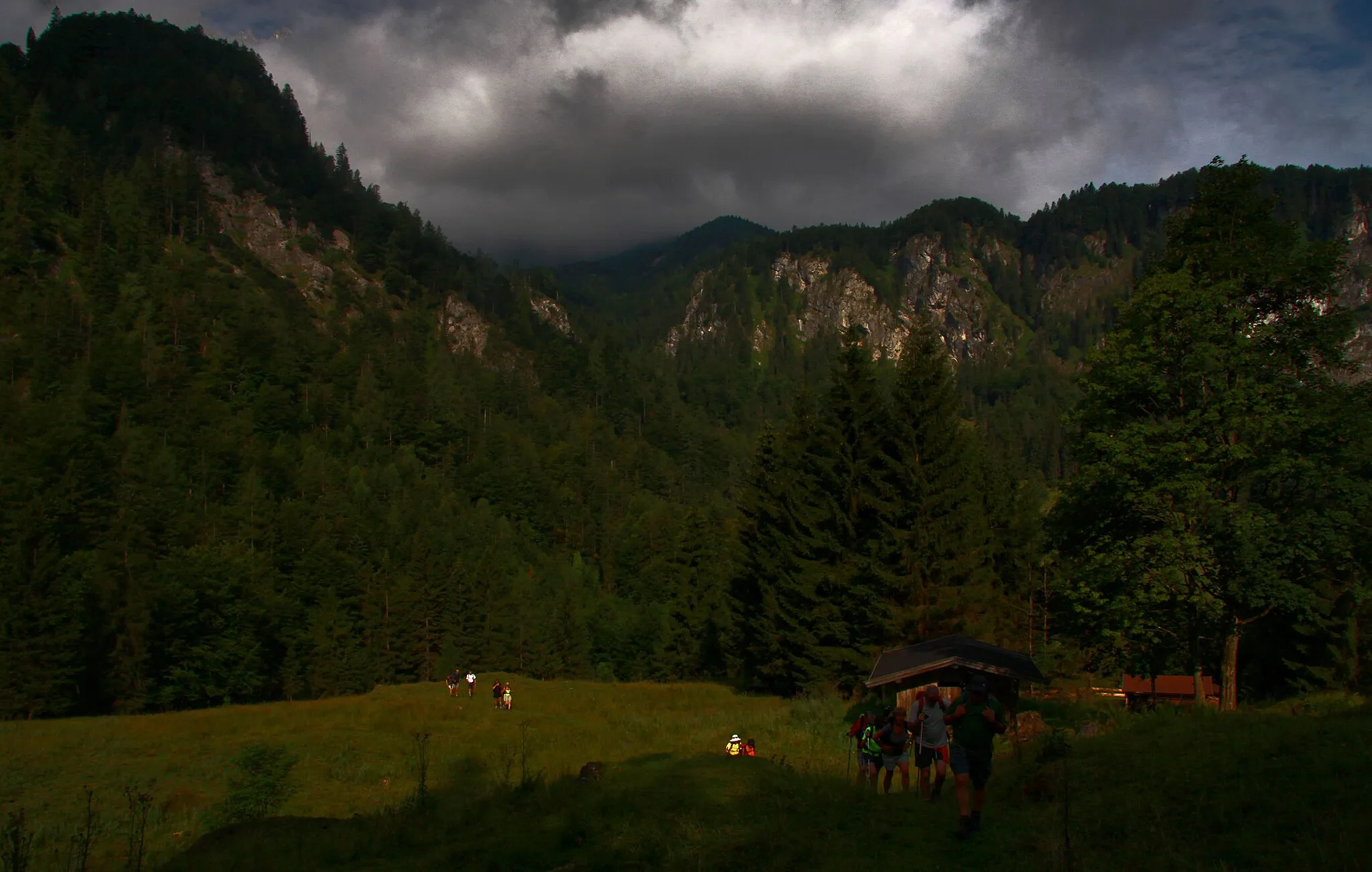 Photo showing: Griesenau. Dans la montée à l'alpage de Mauk Alm.