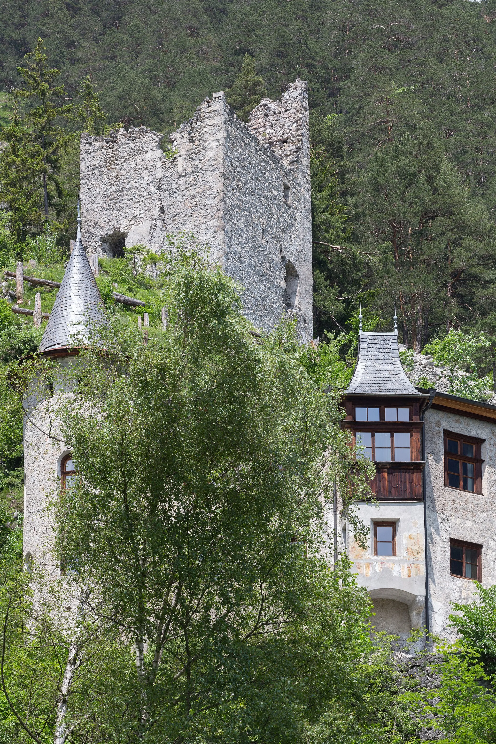 Photo showing: AT 805 Fernstein Castle, Nassereith, Tyrol