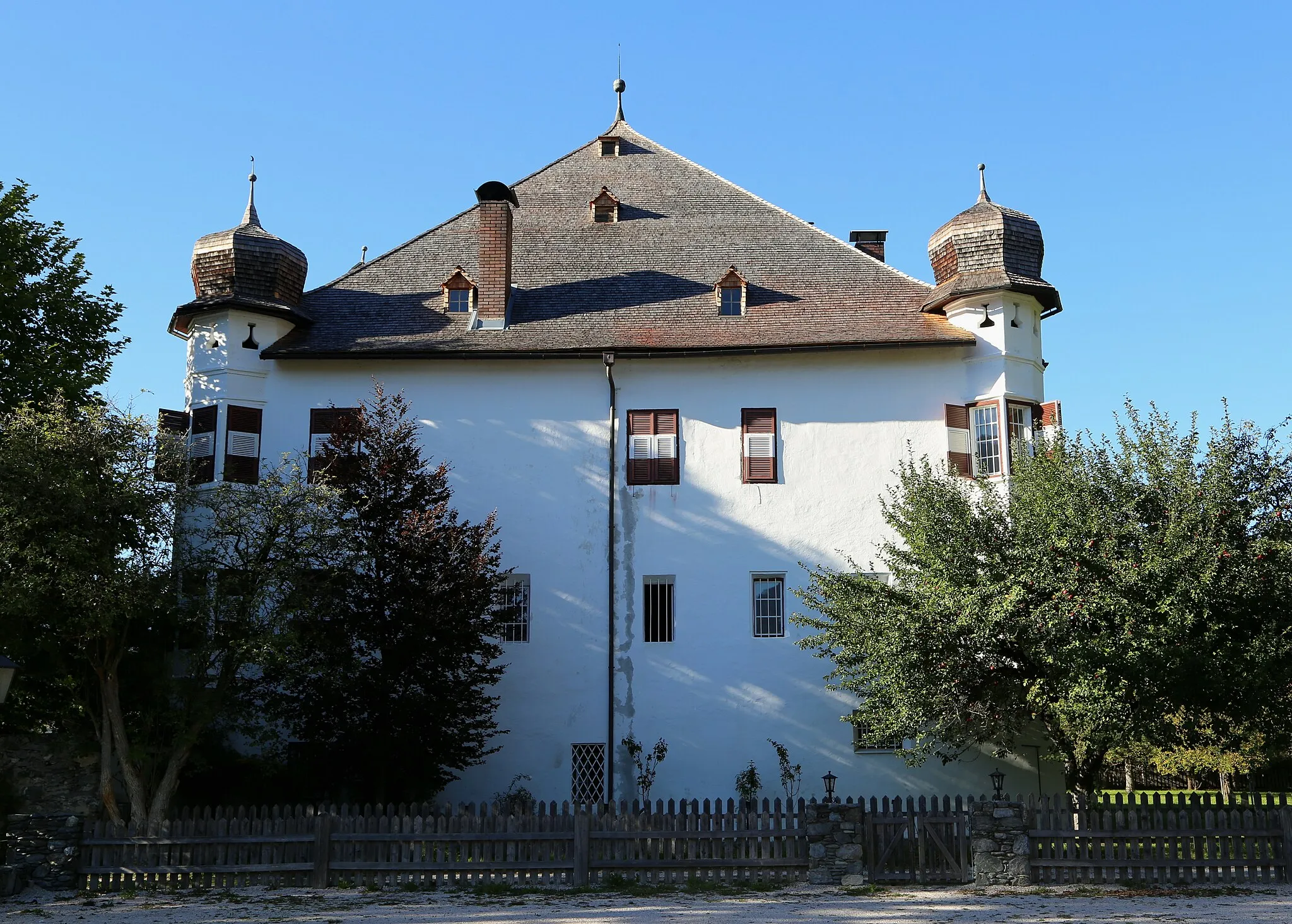 Photo showing: Dorf 1, Stumm (Tirol); Schloss Stumm