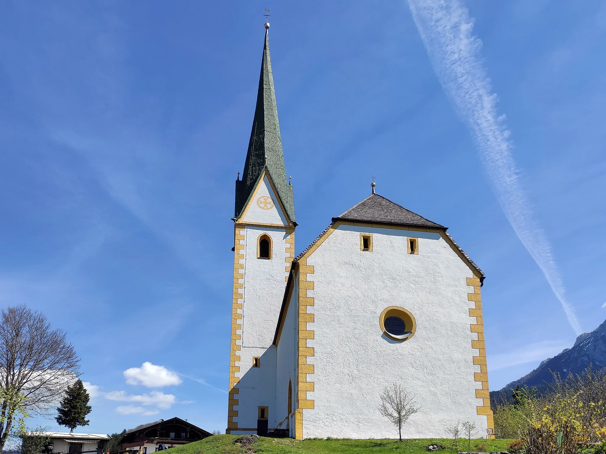 Photo showing: St. Nikolaus ist eine gotische römisch-katholische Wallfahrtskirche auf dem Buchberg bei Ebbs, Tirol, Österreich.