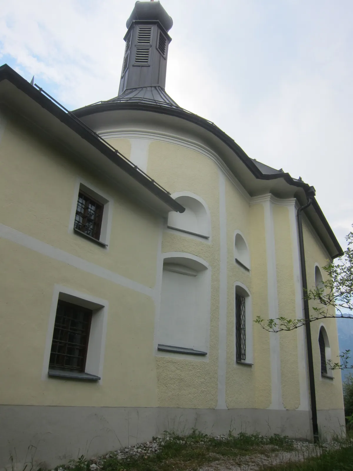 Photo showing: Wallfahrtskirche Mariahilf (auch: Mariae Heimsuchung) auf dem Hechenberg