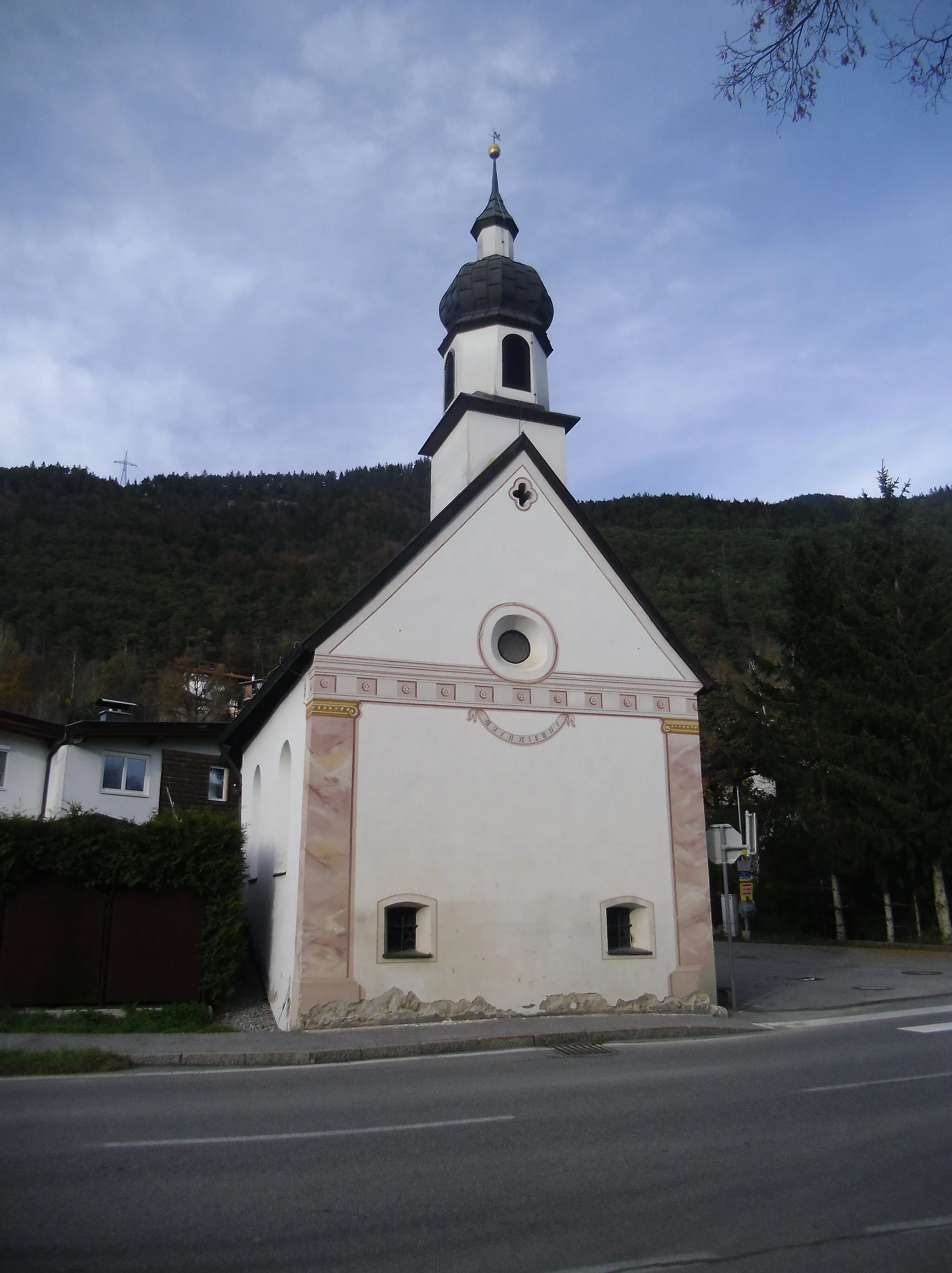 Photo showing: This media shows the remarkable cultural object in the Austrian state of Tyrol listed by the Tyrolean Art Cadastre with the ID 19512. (on tirisMaps, pdf, more images on Commons, Wikidata)