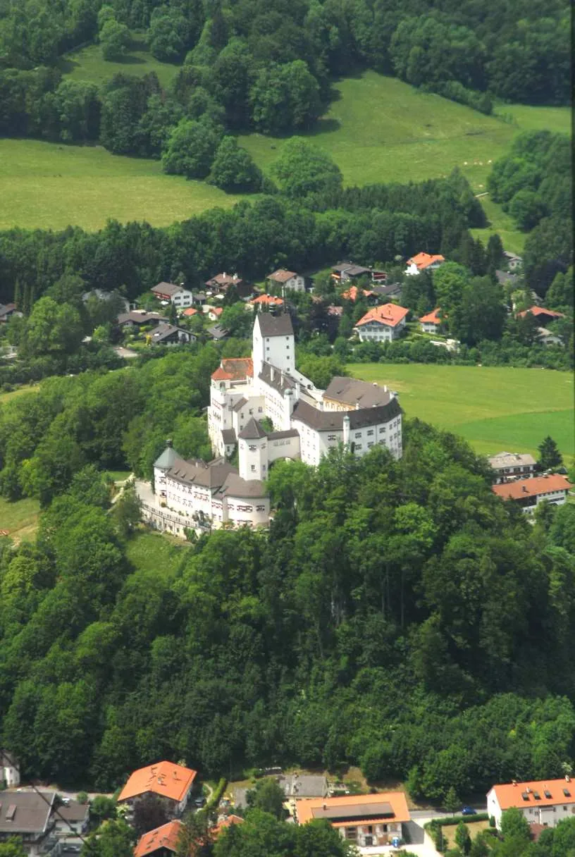 Photo showing: Burg Hohenaschau