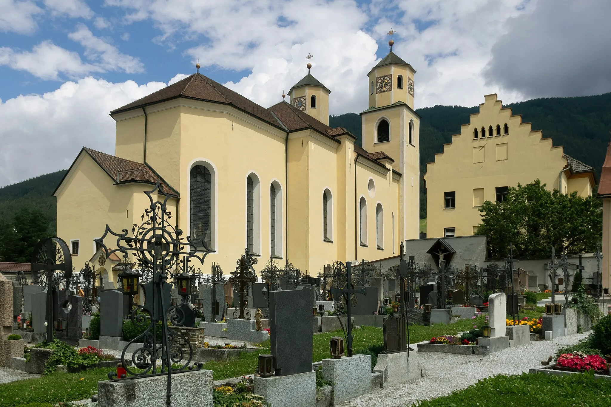 Photo showing: Steinach am Brenner, church: katholische Pfarrkirche Sankt Erasmus