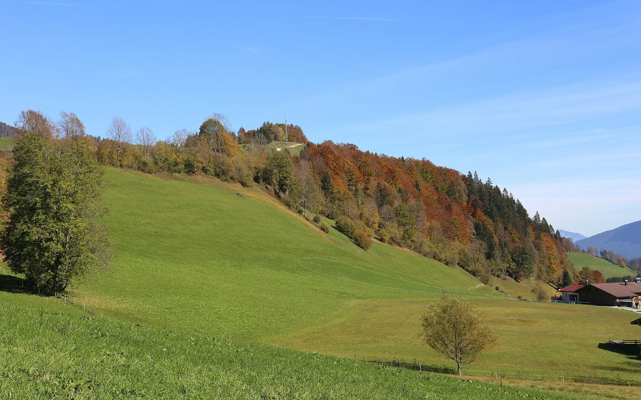 Photo showing: Hinterthiersee, Thiersee; im Hintergrund das Bichlhörndl