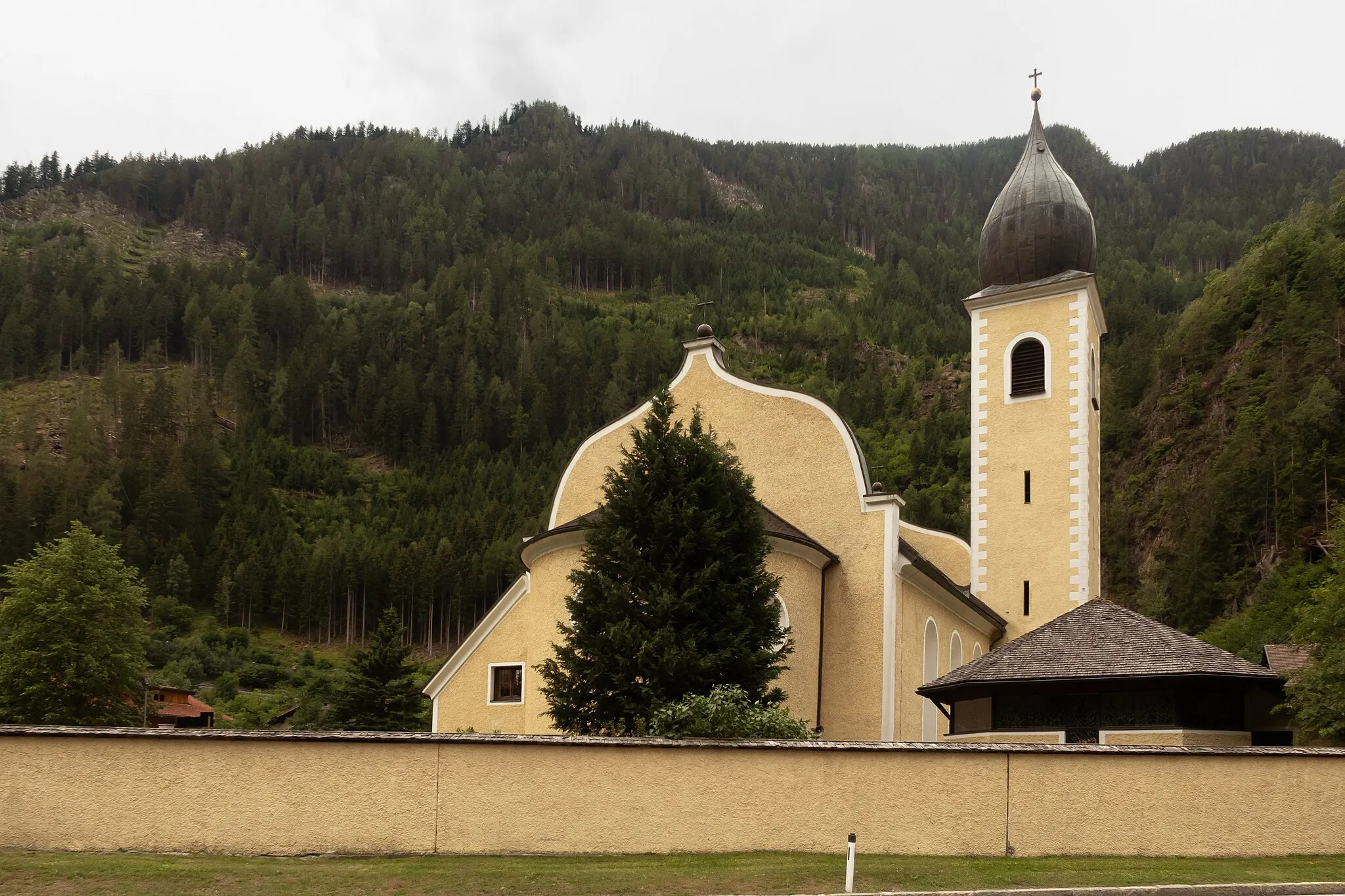 Photo showing: Huben, church: the Herz-Jesu-Kirche