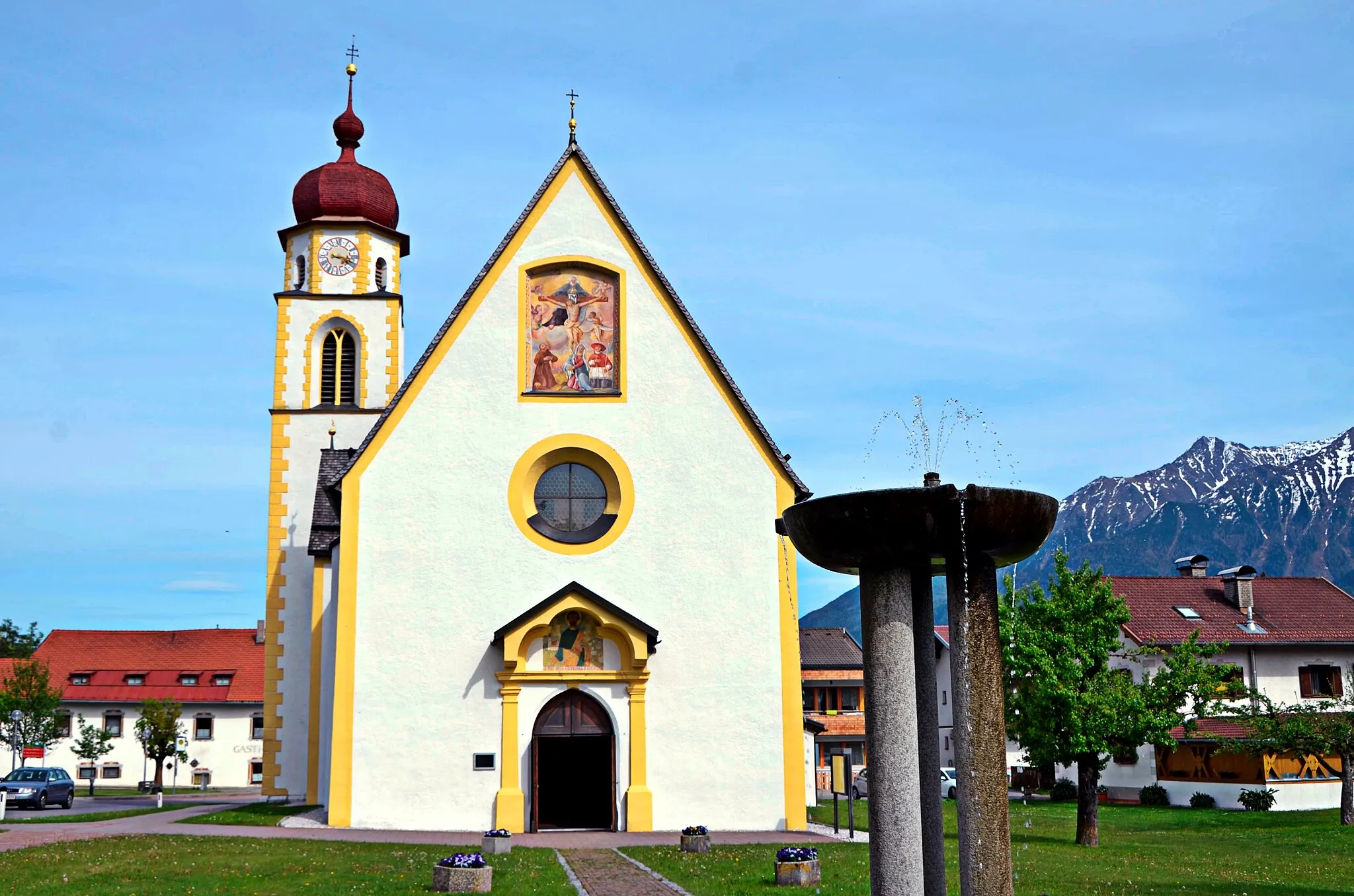 Photo showing: Dreifaltigkeitskirche Barwies, Mieminger Plateau, Tirol, Österreich.