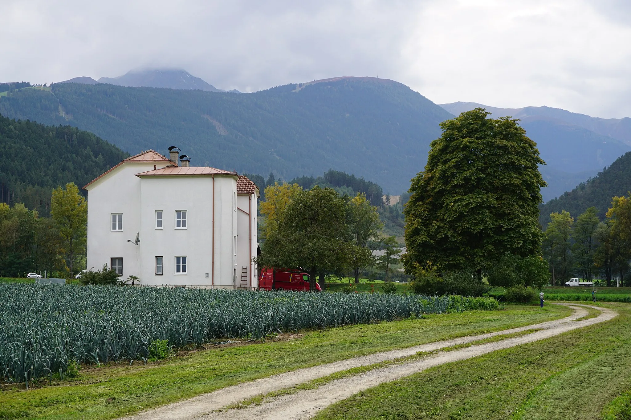 Photo showing: This media shows the remarkable cultural object in the Austrian state of Tyrol listed by the Tyrolean Art Cadastre with the ID 67959. (on tirisMaps, pdf, more images on Commons, Wikidata)